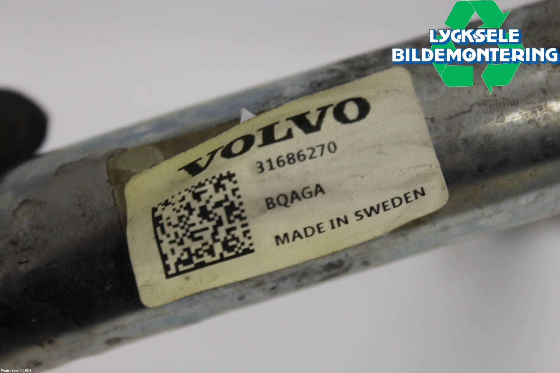 Volvo V90 CROSS COUNTRY 17->> Kylarslang Fäst På Motor