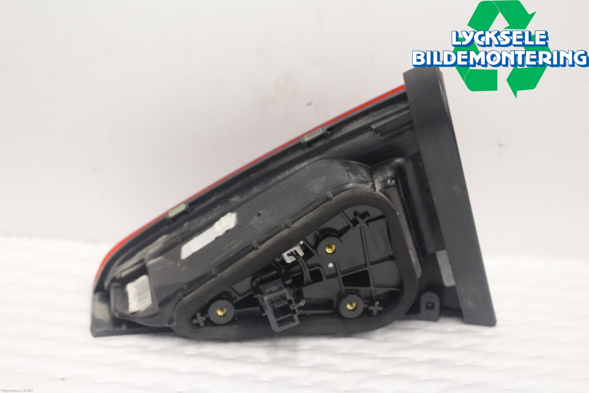 Skoda SUPERB 16-24 Bakljus Lucka Vä