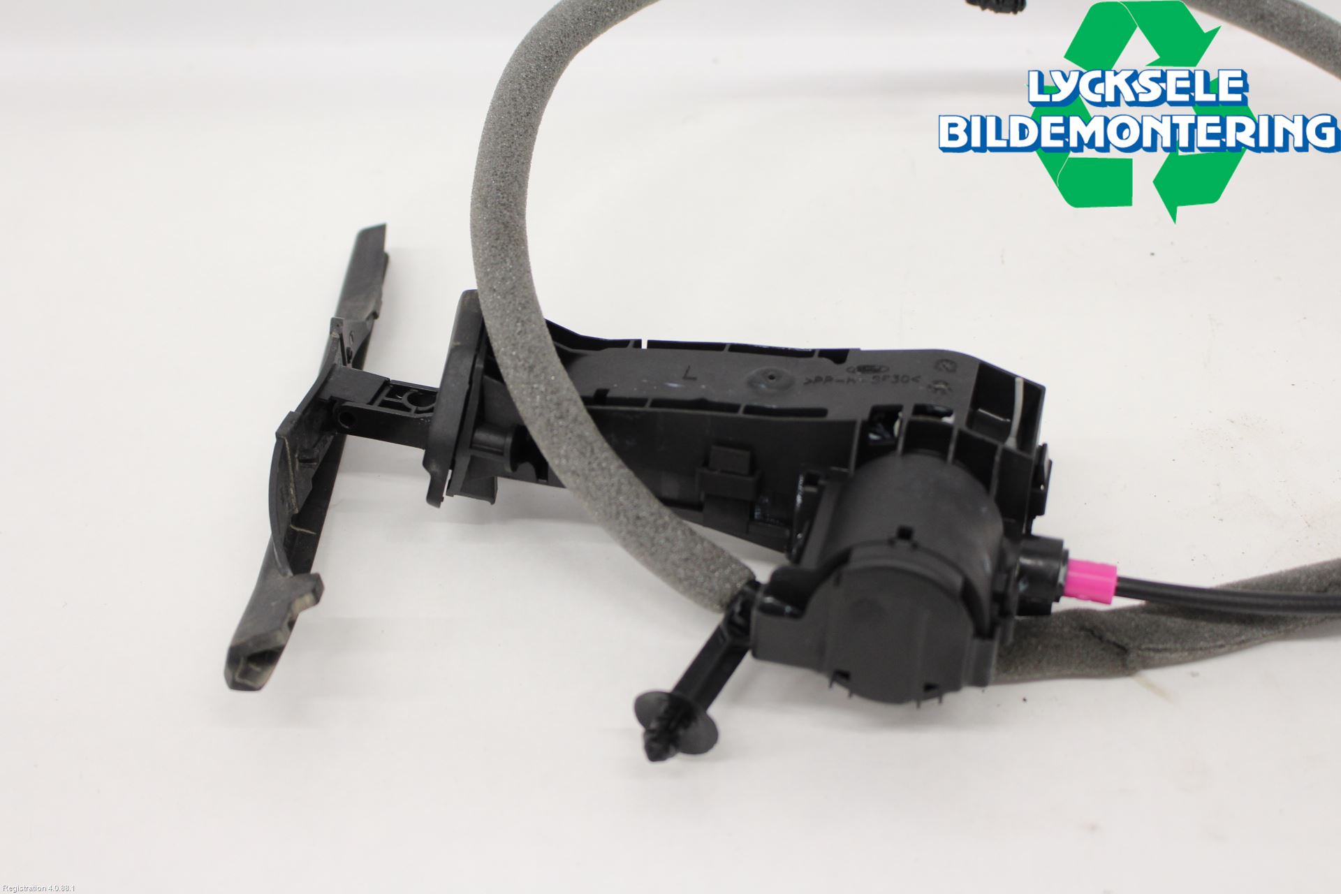 Ford KUGA/KUGA PHEZ/FHEV 20- Dörr Deformationselement