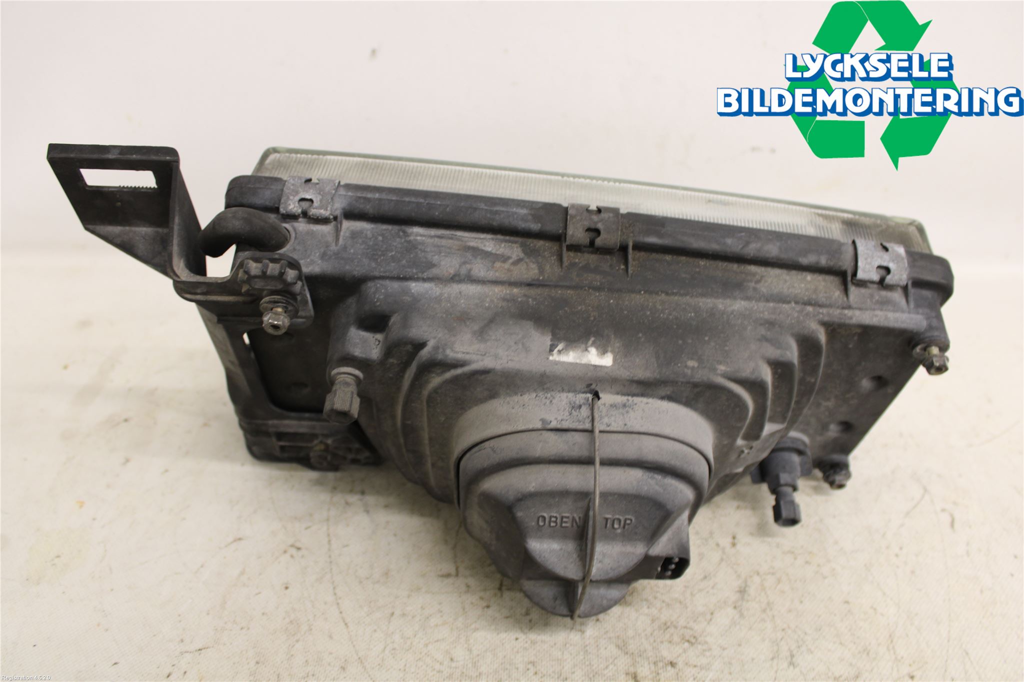 Volvo 740 84-87 Strålkastare Höger