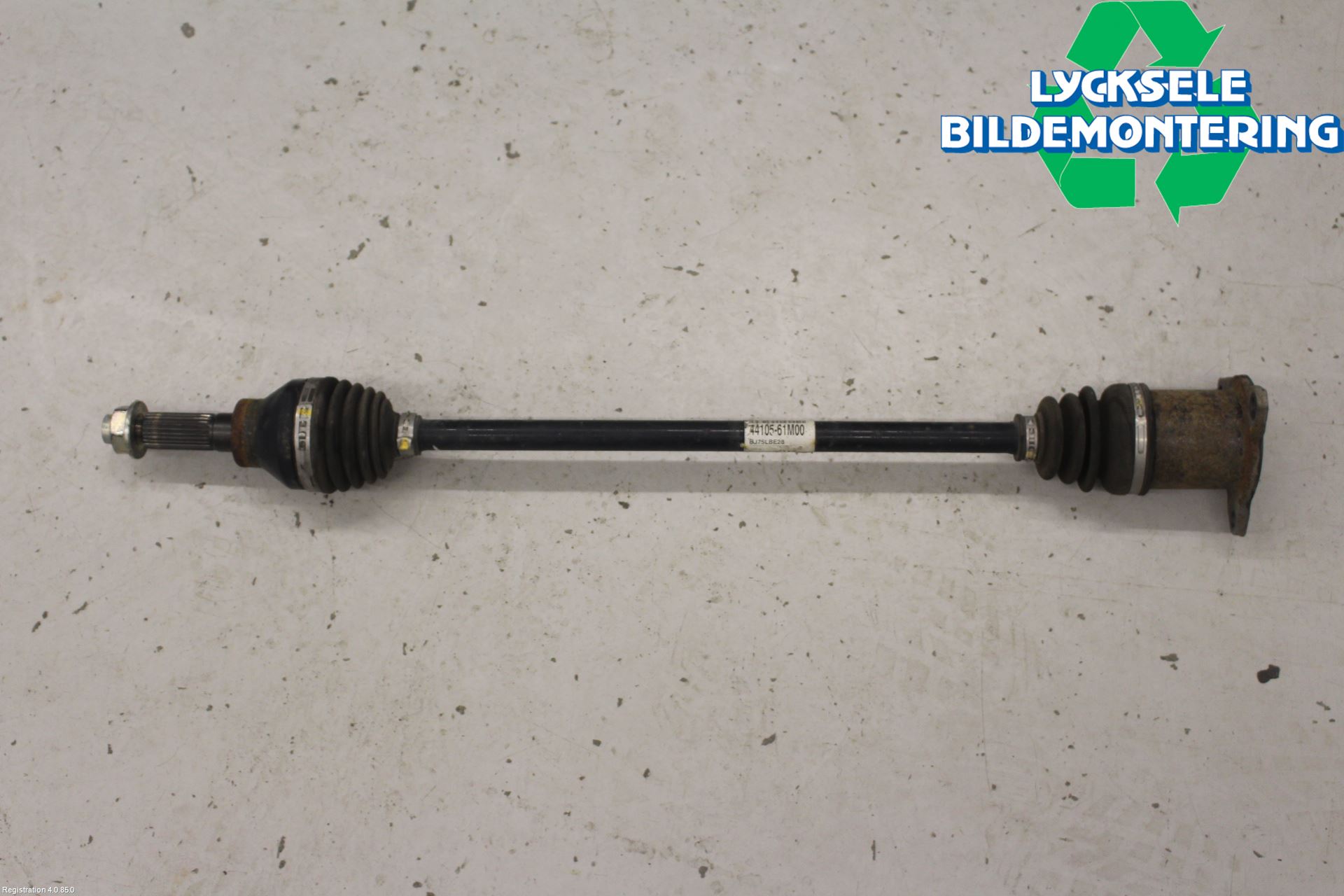 Suzuki SX4 S-CROSS 14-21 Drivaxel Bak Höger