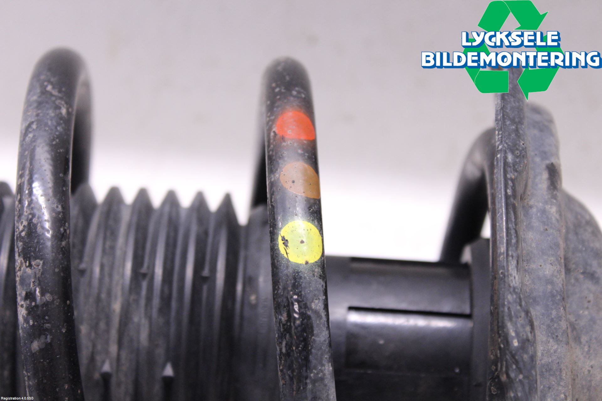 Skoda KODIAQ 17-24 Fjäderben Fram Höger