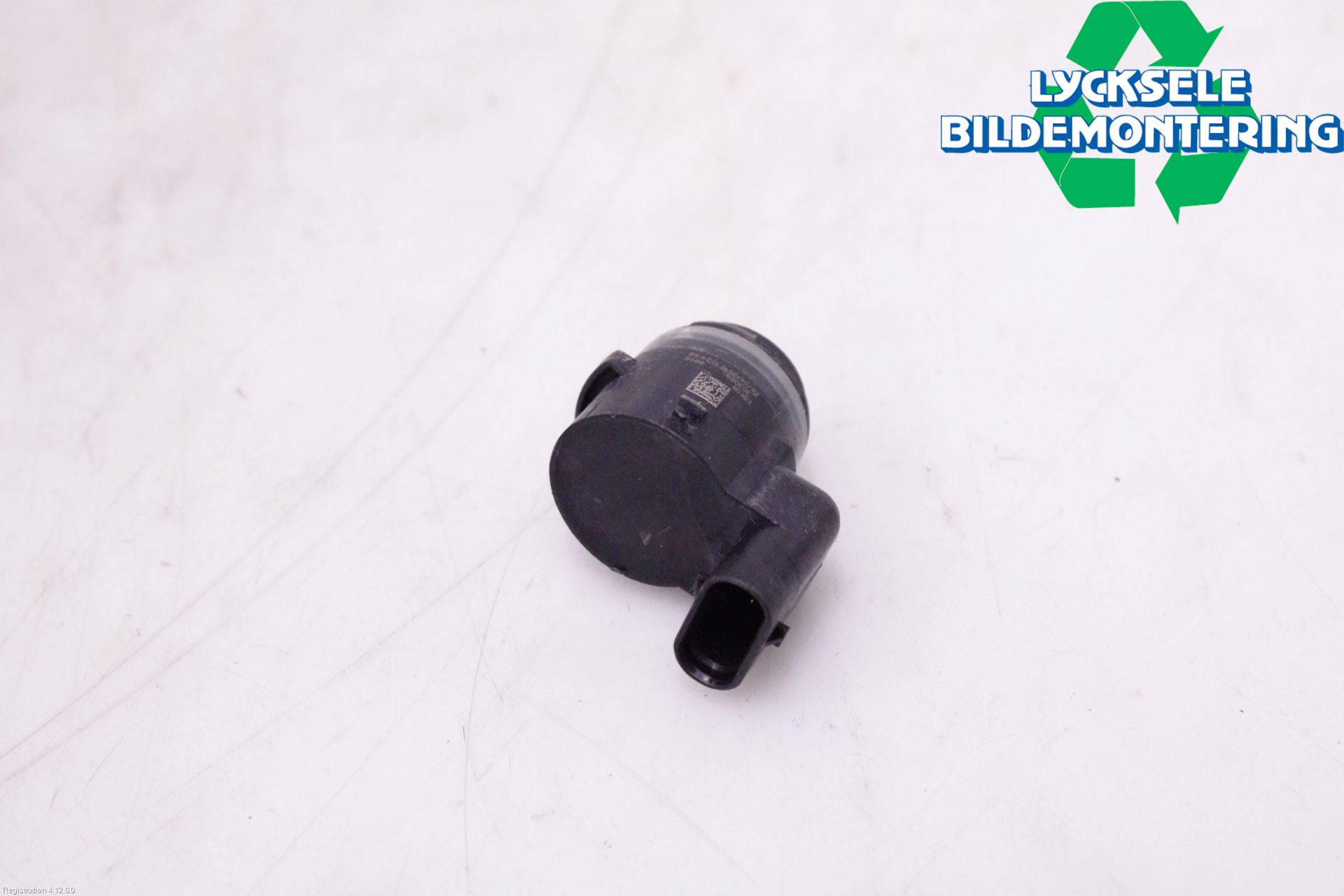 Audi A6 F2/C8 19- Parkeringshjälp Frontsensor