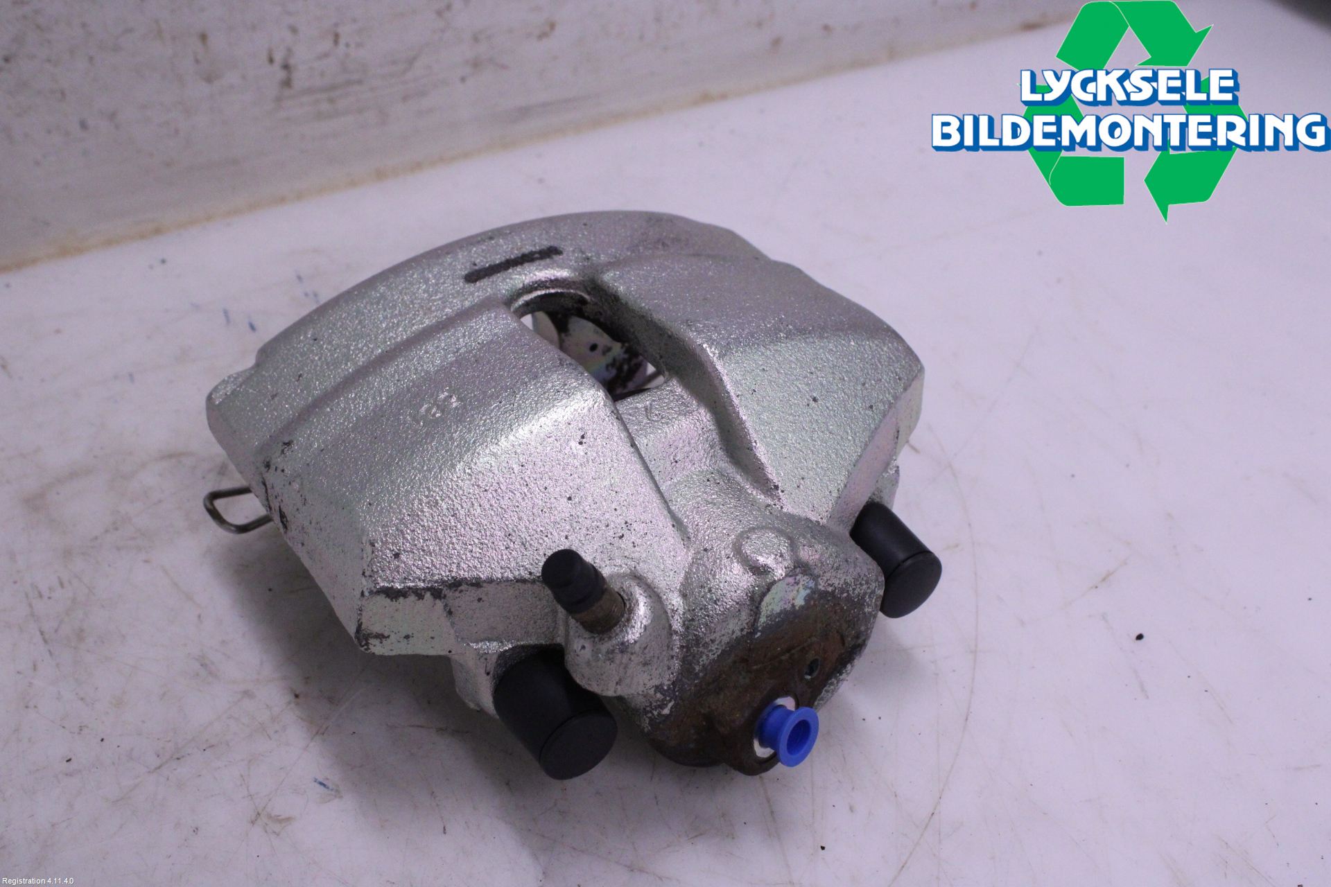 Volkswagen VW PASSAT 05-11 Bromsok Fram Vänster