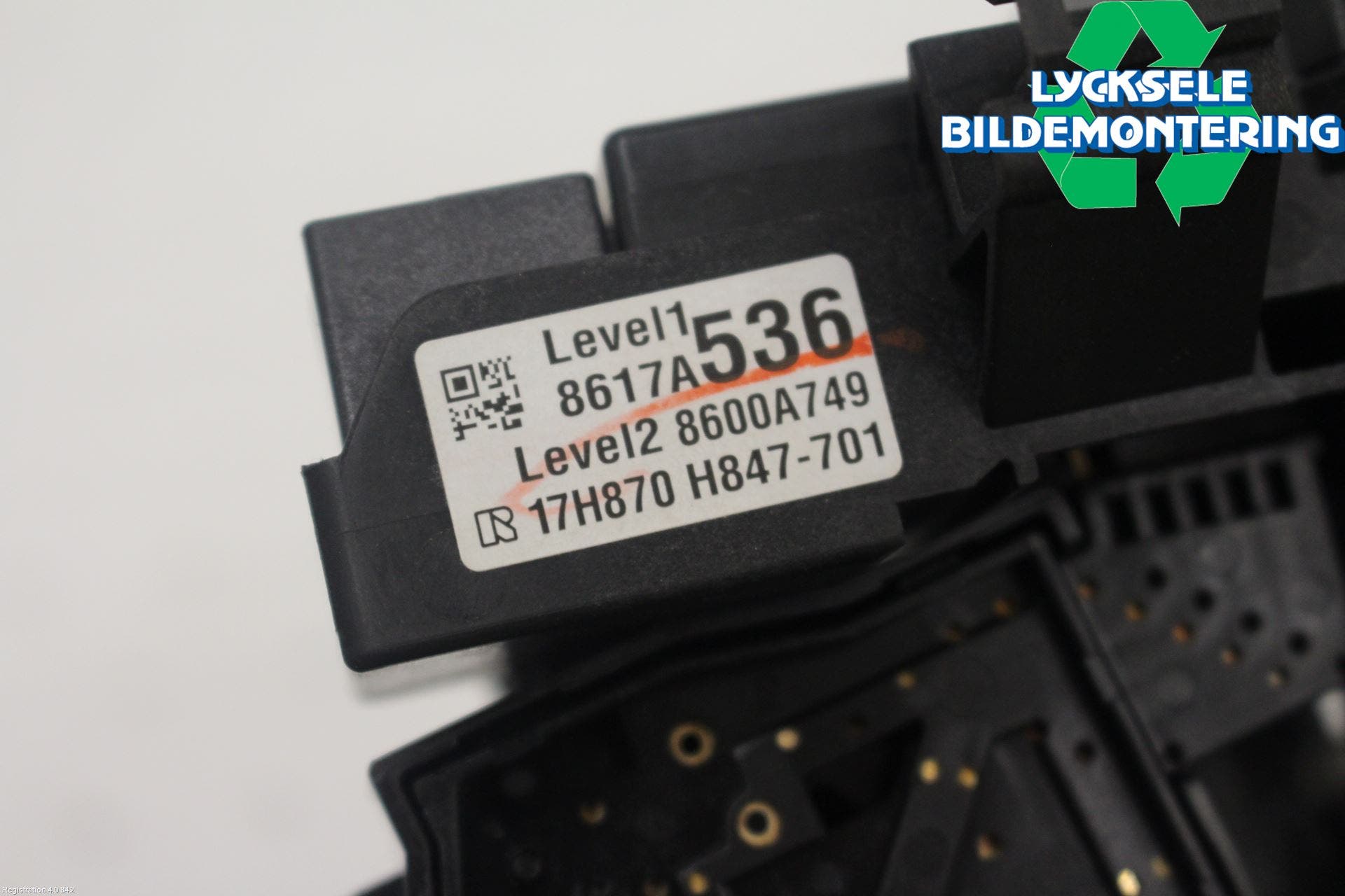 Mitsubishi OUTLANDER 13-21 Spakcentral