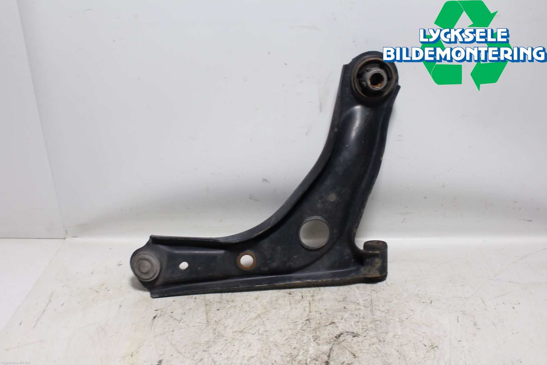 Toyota AYGO 15-21 Bärarm Fram Undre Vä