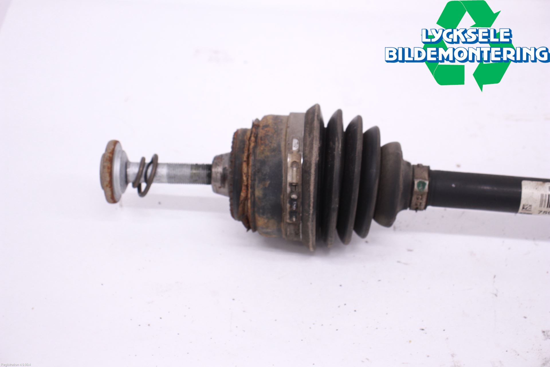 BMW X3 F25 10-17 Drivaxel Fram Vänster