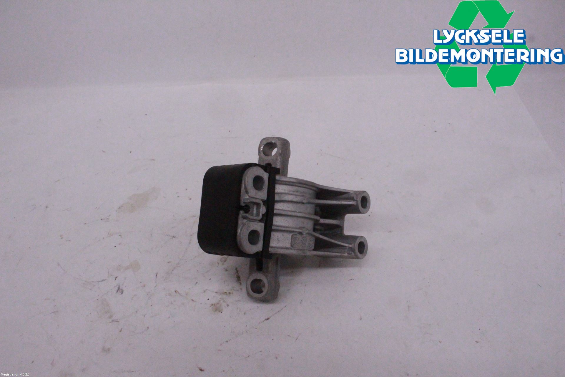 BMW 4/i4 G26 GRAN COUPÉ 21- Motorfäste