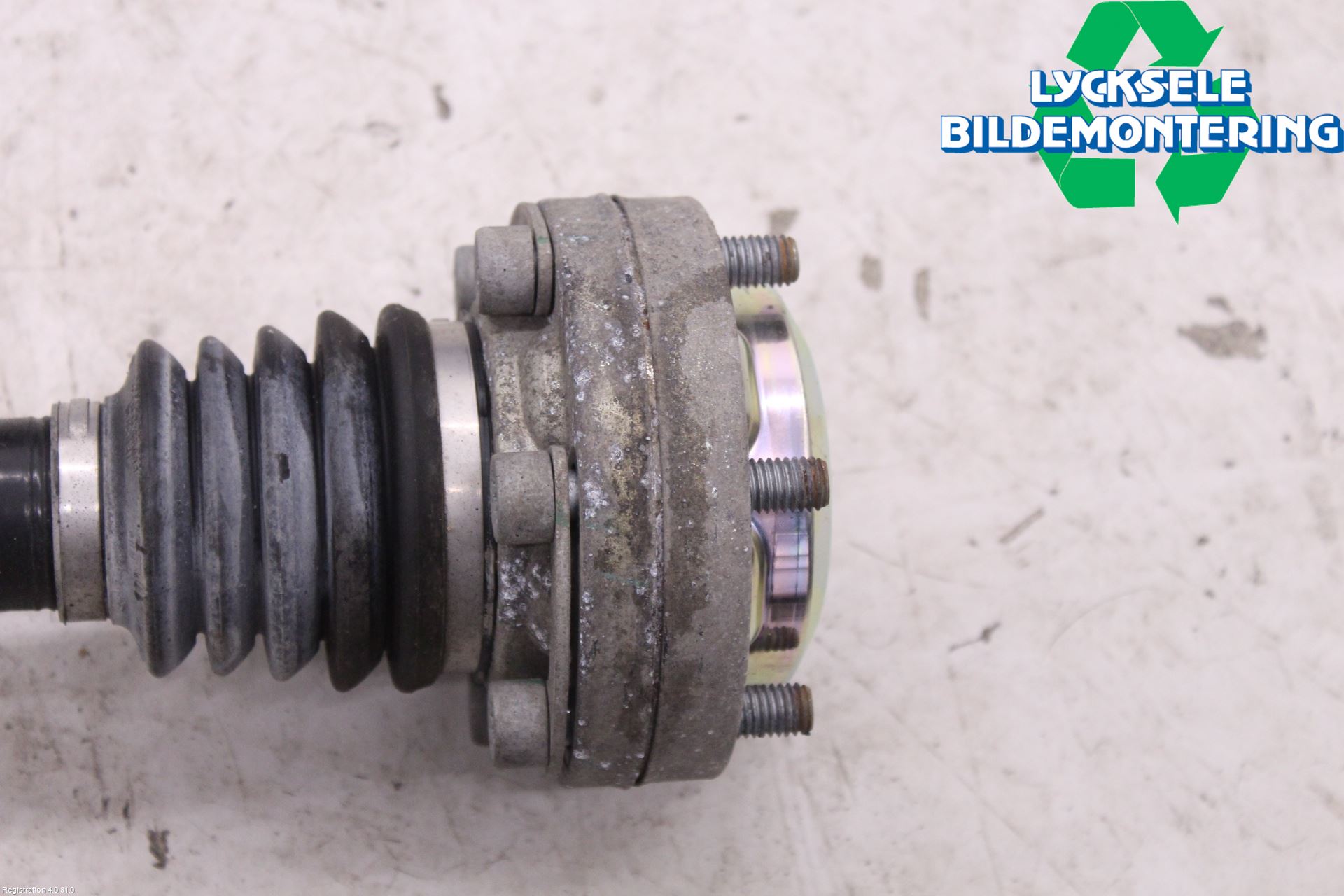 Volkswagen VW TOUAREG CR 18- Drivaxel Bak Höger