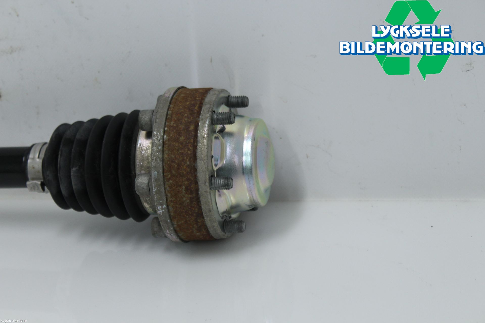 Skoda SUPERB 24- Drivaxel Bak Vänster