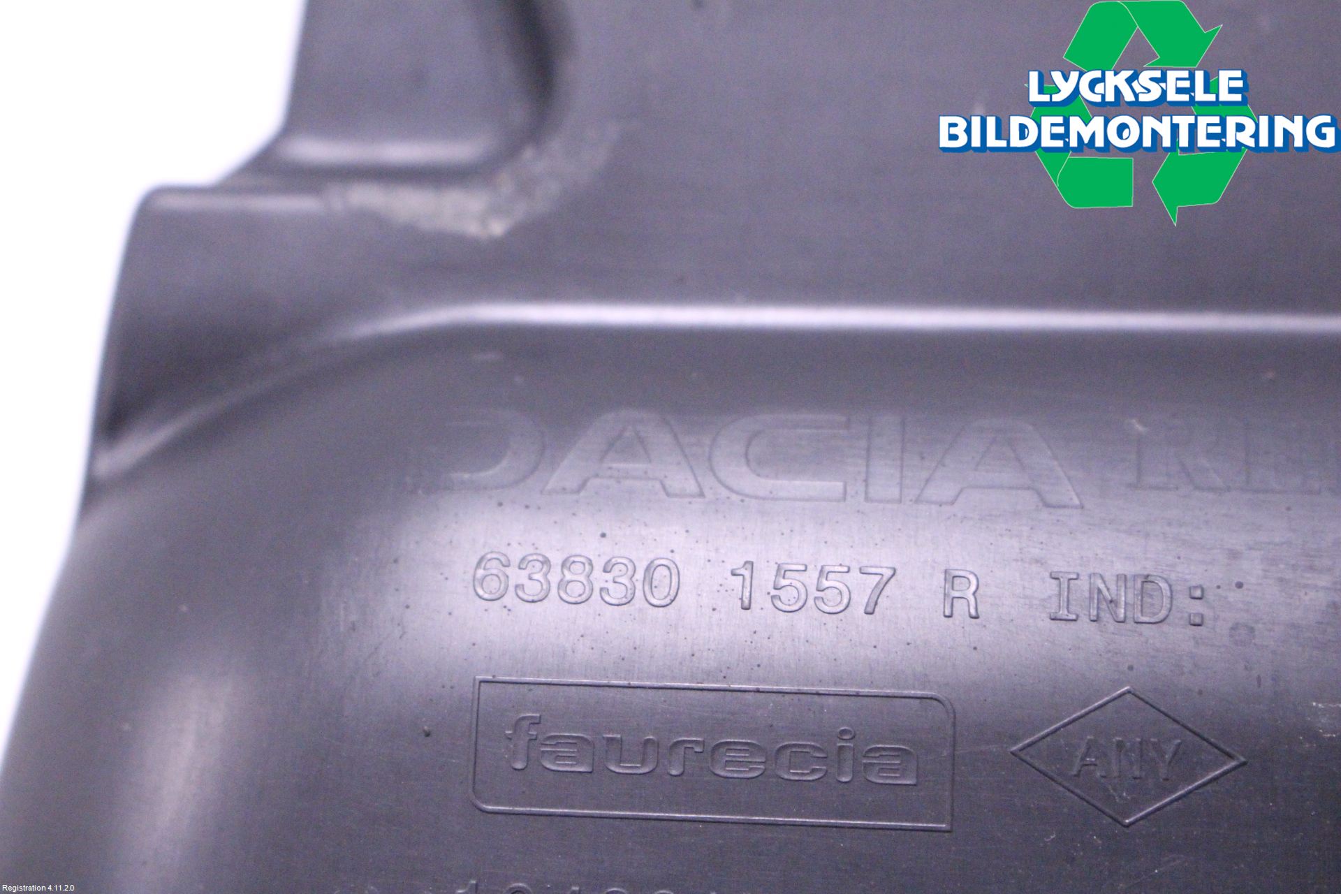 Dacia DUSTER 18-24 Deflektor Plåt-Plast Kylning