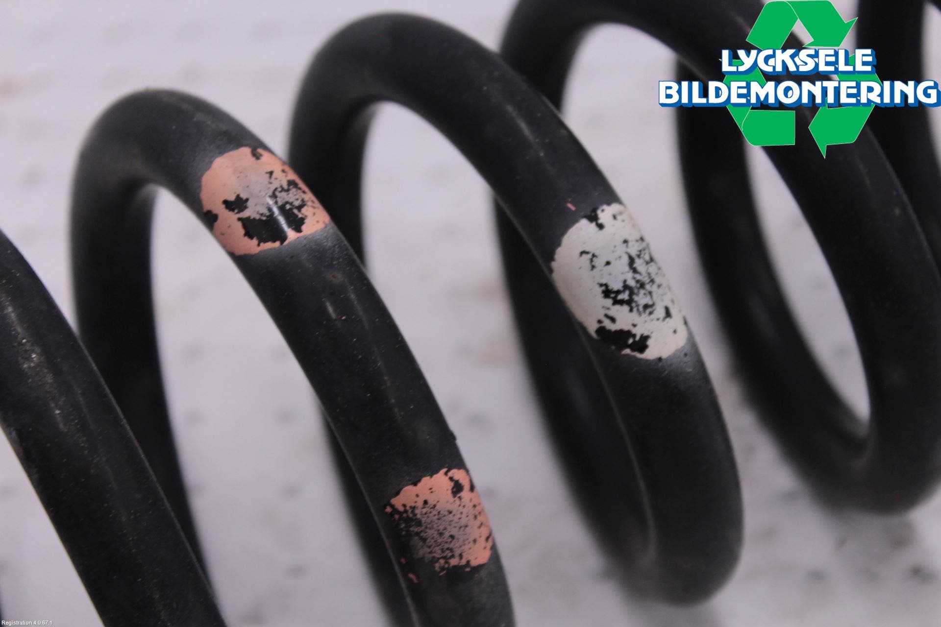 Suzuki GRAND VITARA II 06-14 Fjäder Bak