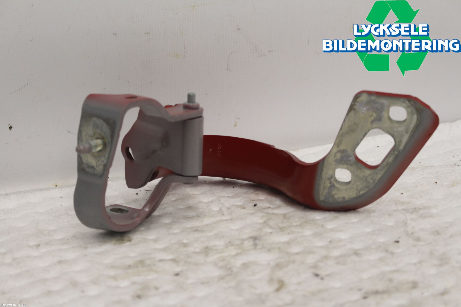 Audi A4 12-15 Bakluckegångjärn Vä