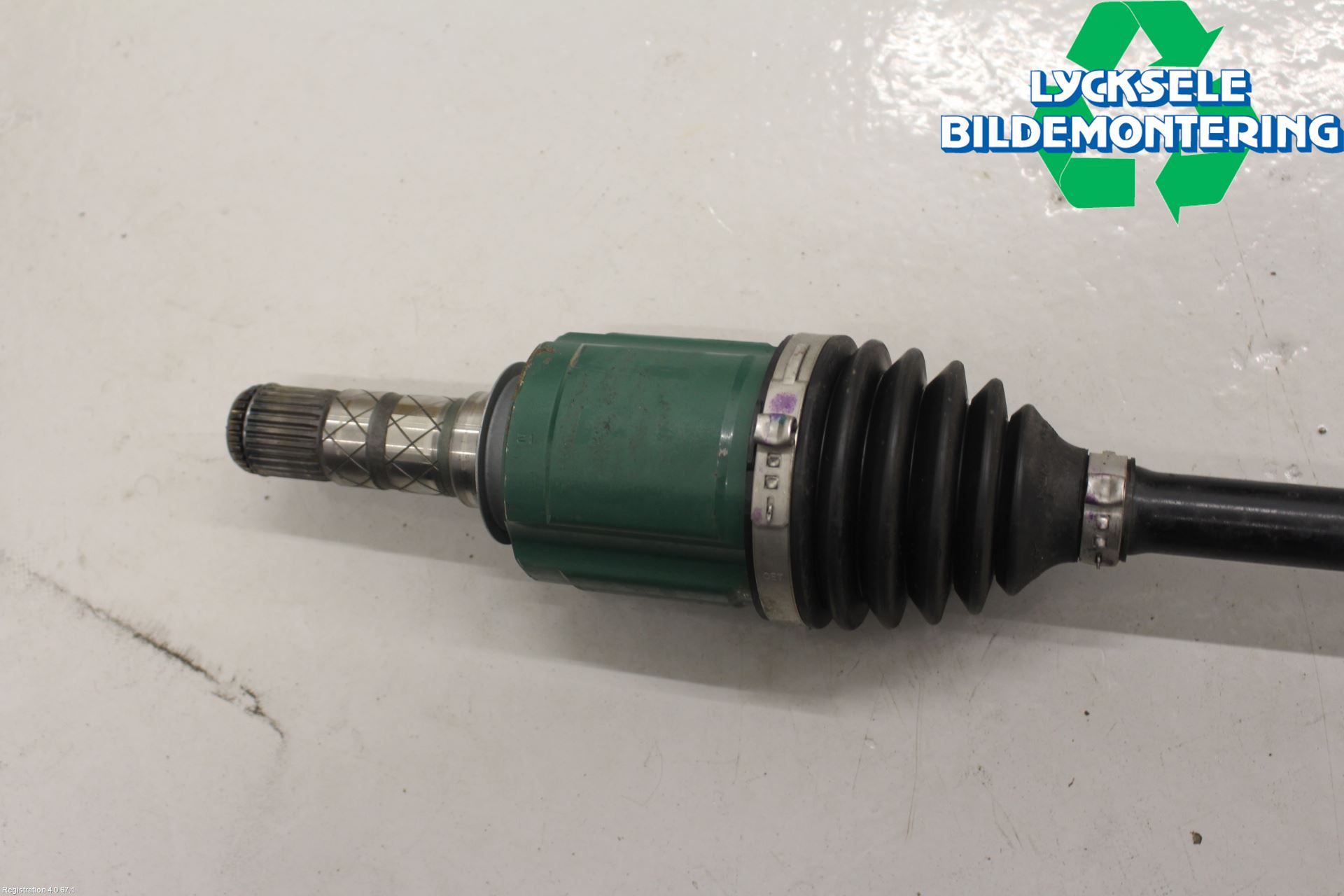 Subaru OUTBACK 15-20 Drivaxel Fram Vänster