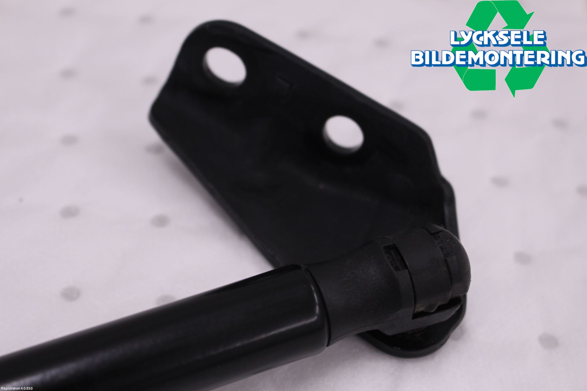 Suzuki SX4 S-CROSS 14-21 Gasfjäder Baklucka