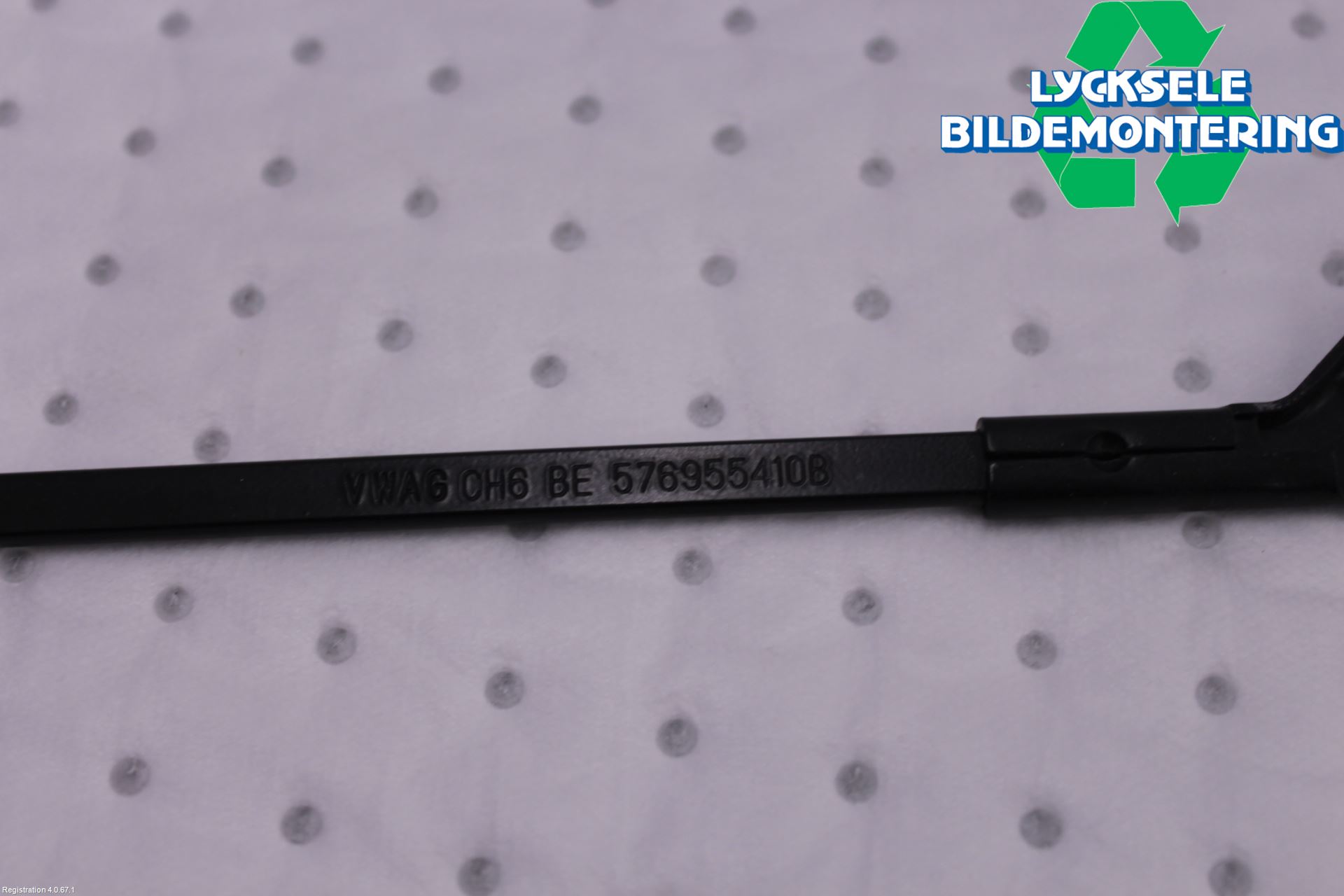 Seat ATECA 16->> Torkararm Armar Vindruta