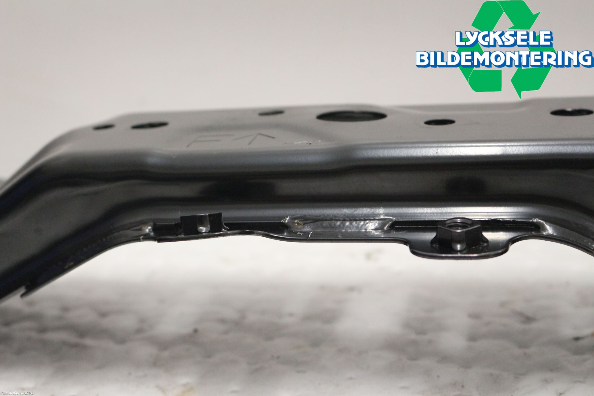 Subaru OUTBACK 15-20 Växellådsbalk