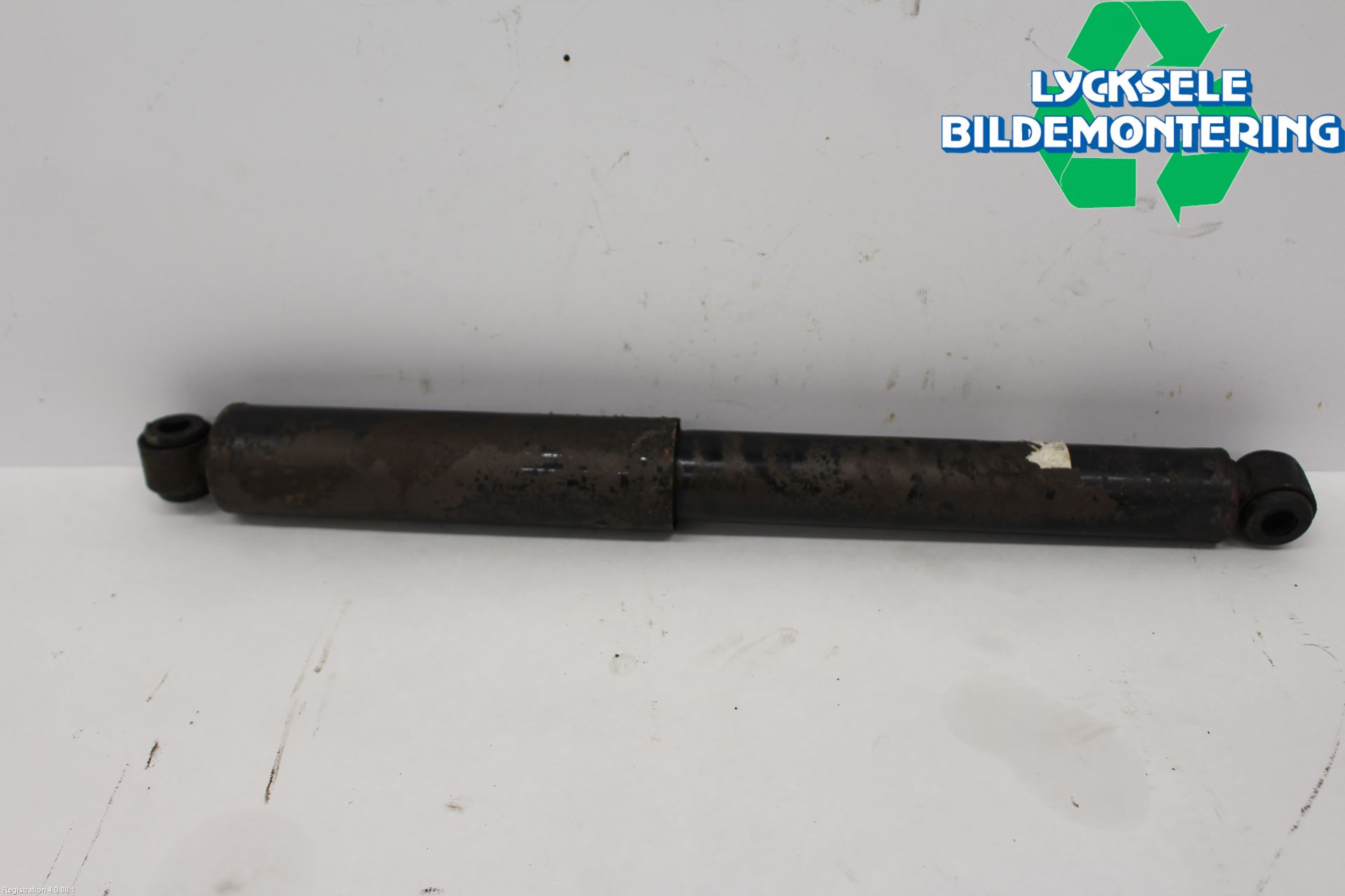 Mitsubishi L200 16-23 Stötdämpare Bak