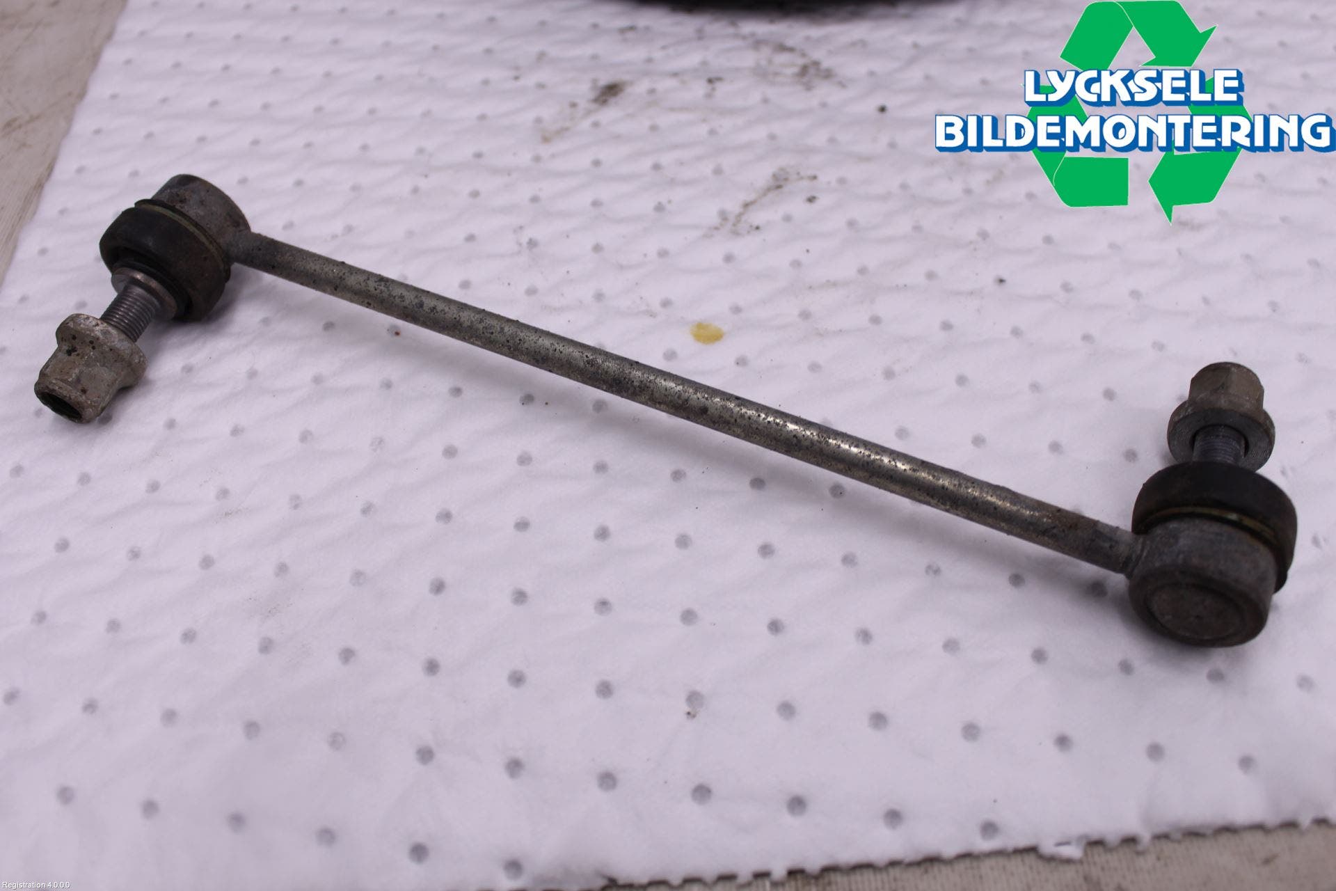 Ford TRANSIT/TOURNEO COURIER 13-23 Krängningshämmarstag Fram