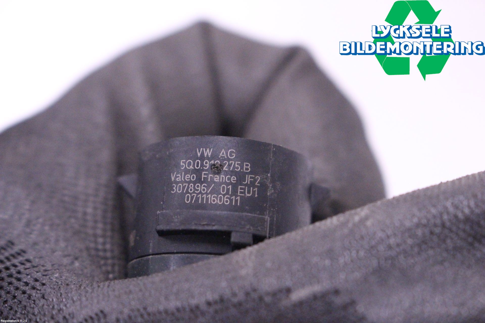 Volkswagen VW GOLF / E-GOLF VII 13-20 Parkeringshjälp Frontsensor