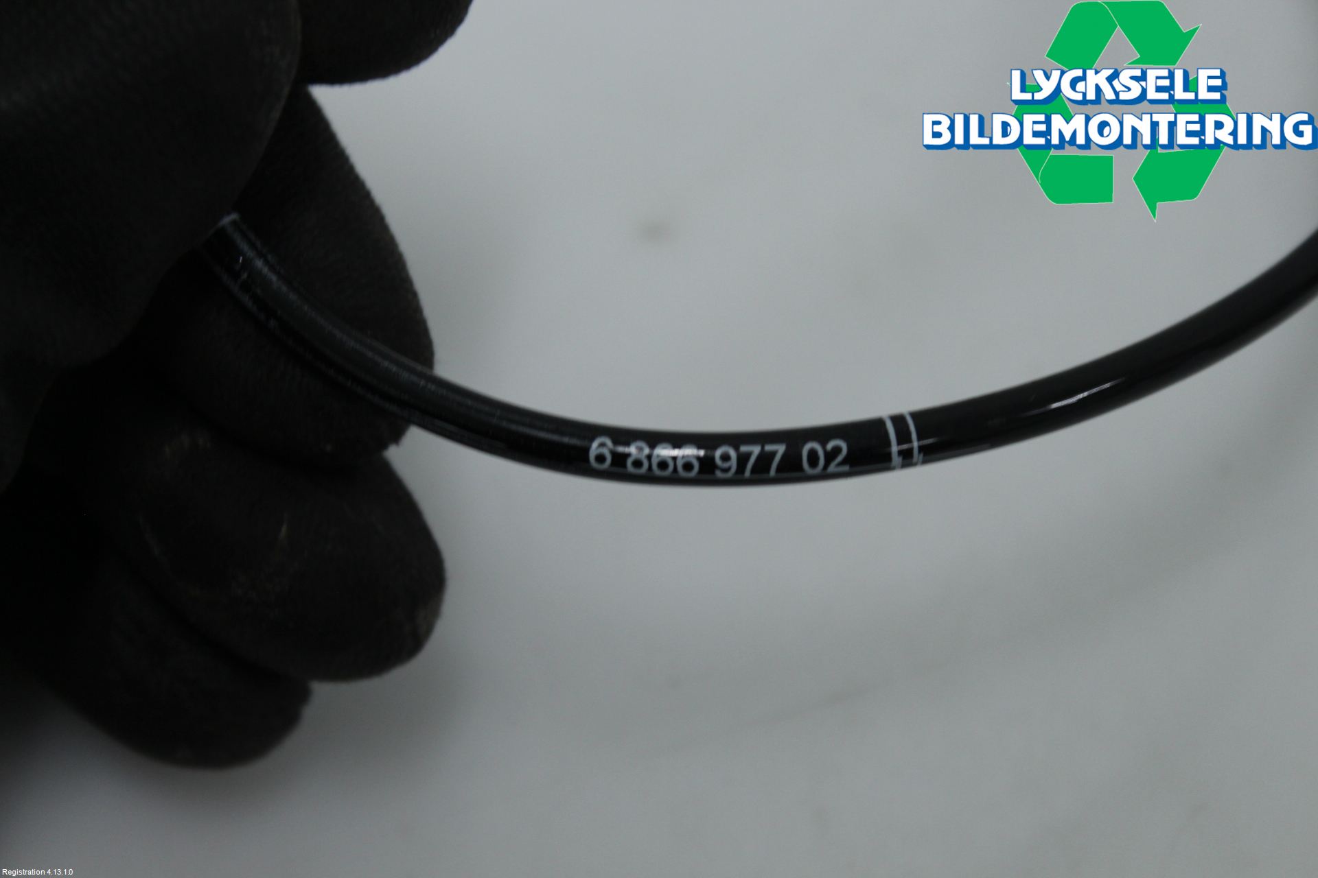 BMW 5 G30/G31/F90 17-23 Abs Sensor