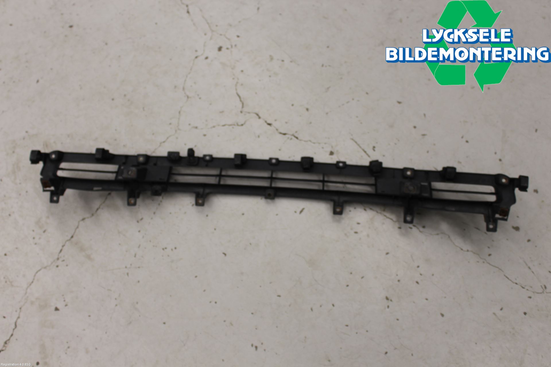 Citroen C-CROSSER Grill-Galler