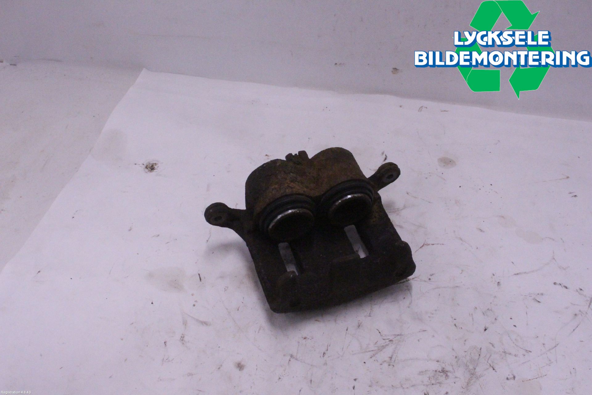 Nissan NAVARA 98-05 Bromsok Fram Vänster