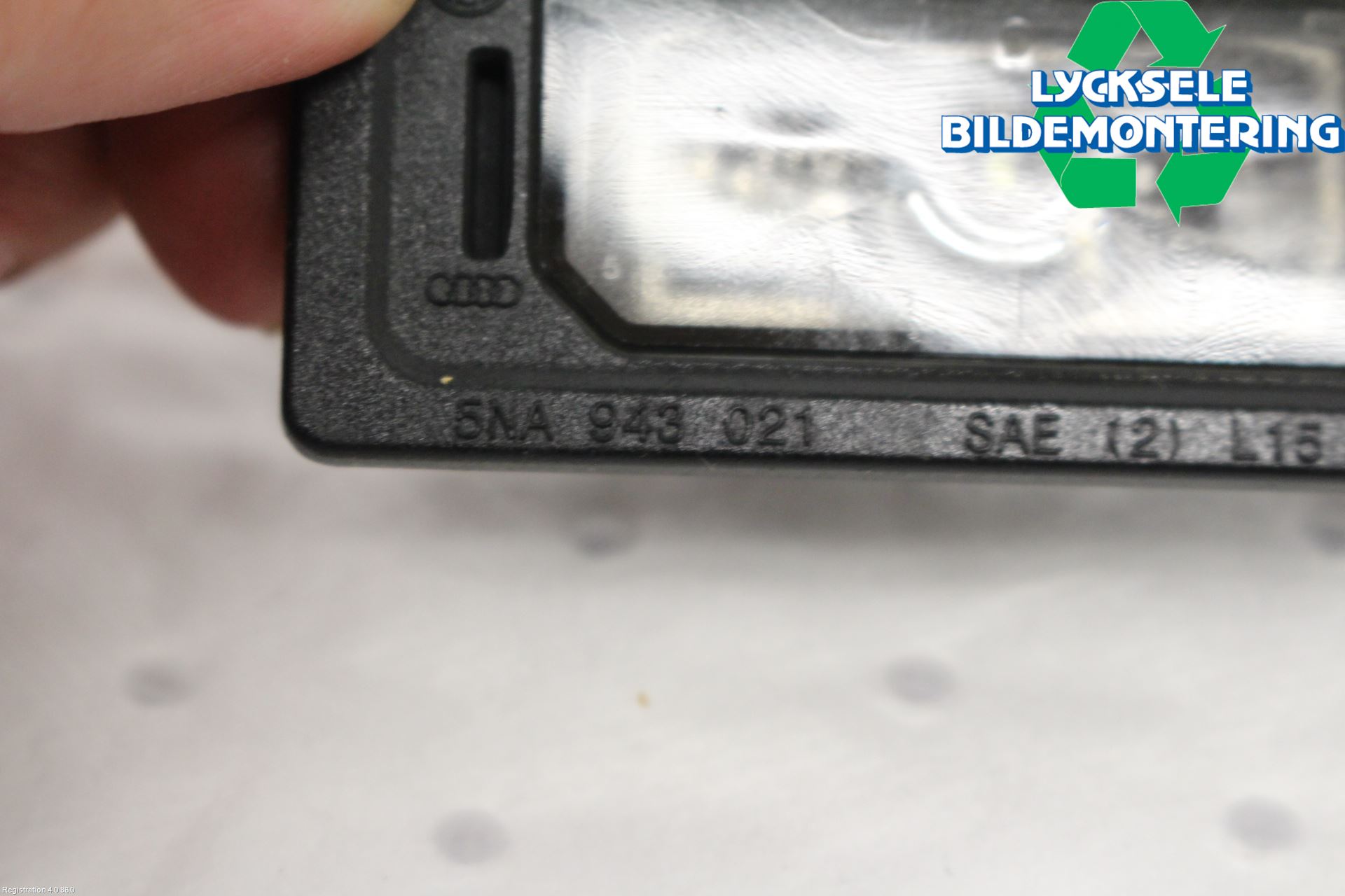 Audi A6 F2/C8 19- Skylt Belysning