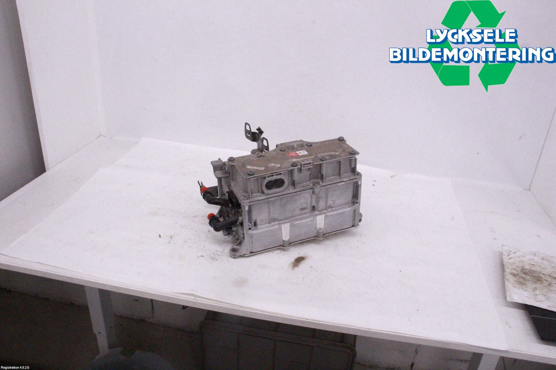 Skoda SUPERB 16-24 Hybridconverter