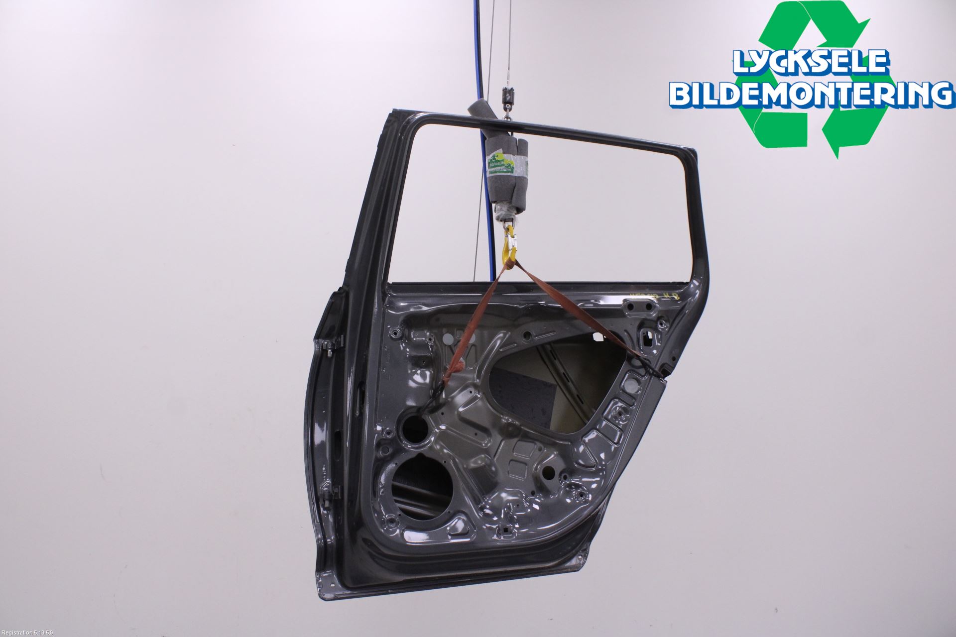 Volkswagen VW PASSAT 15-19 Dörr Bak Höger