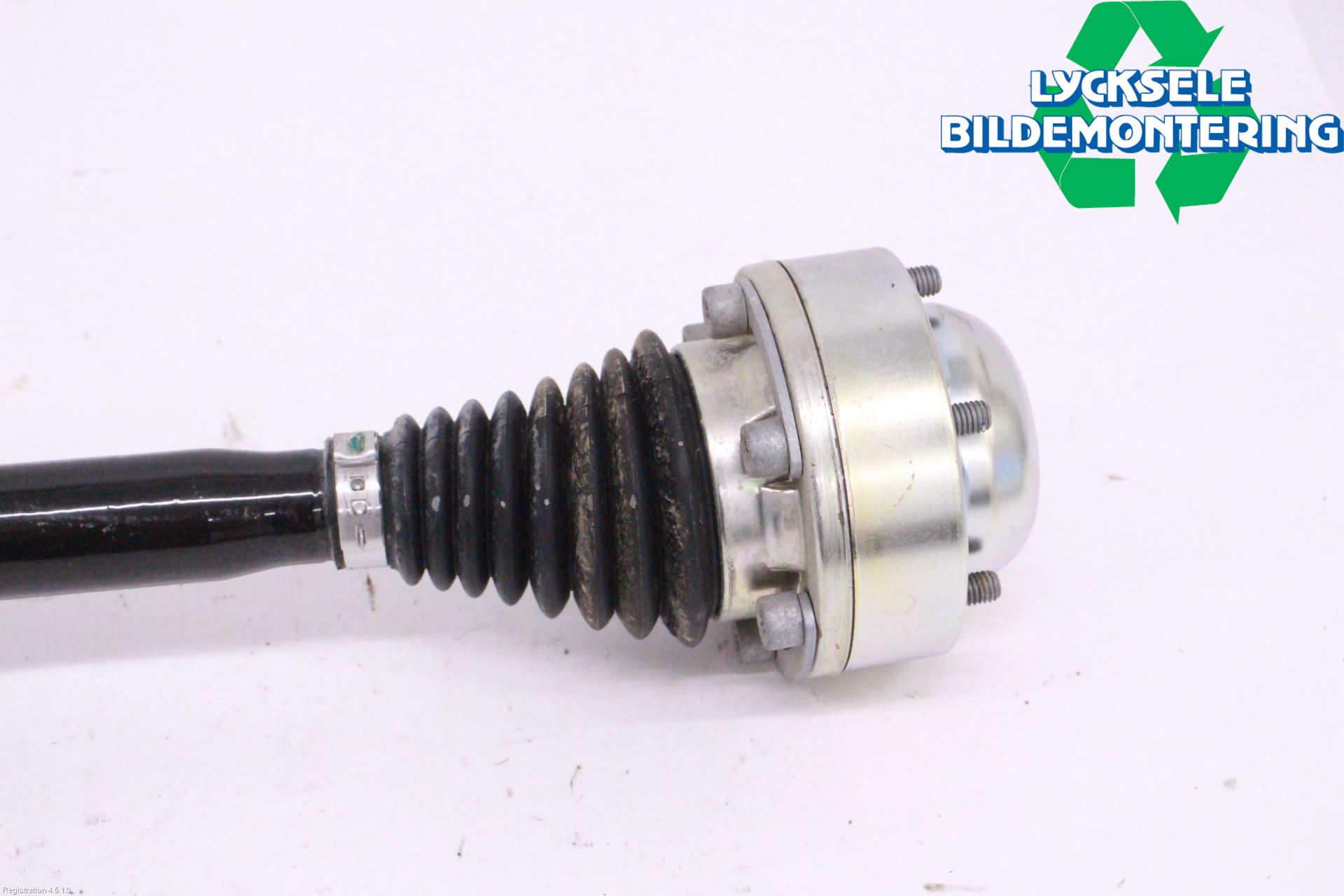 Audi A4/S4 B9 20- Drivaxel Bak Vänster