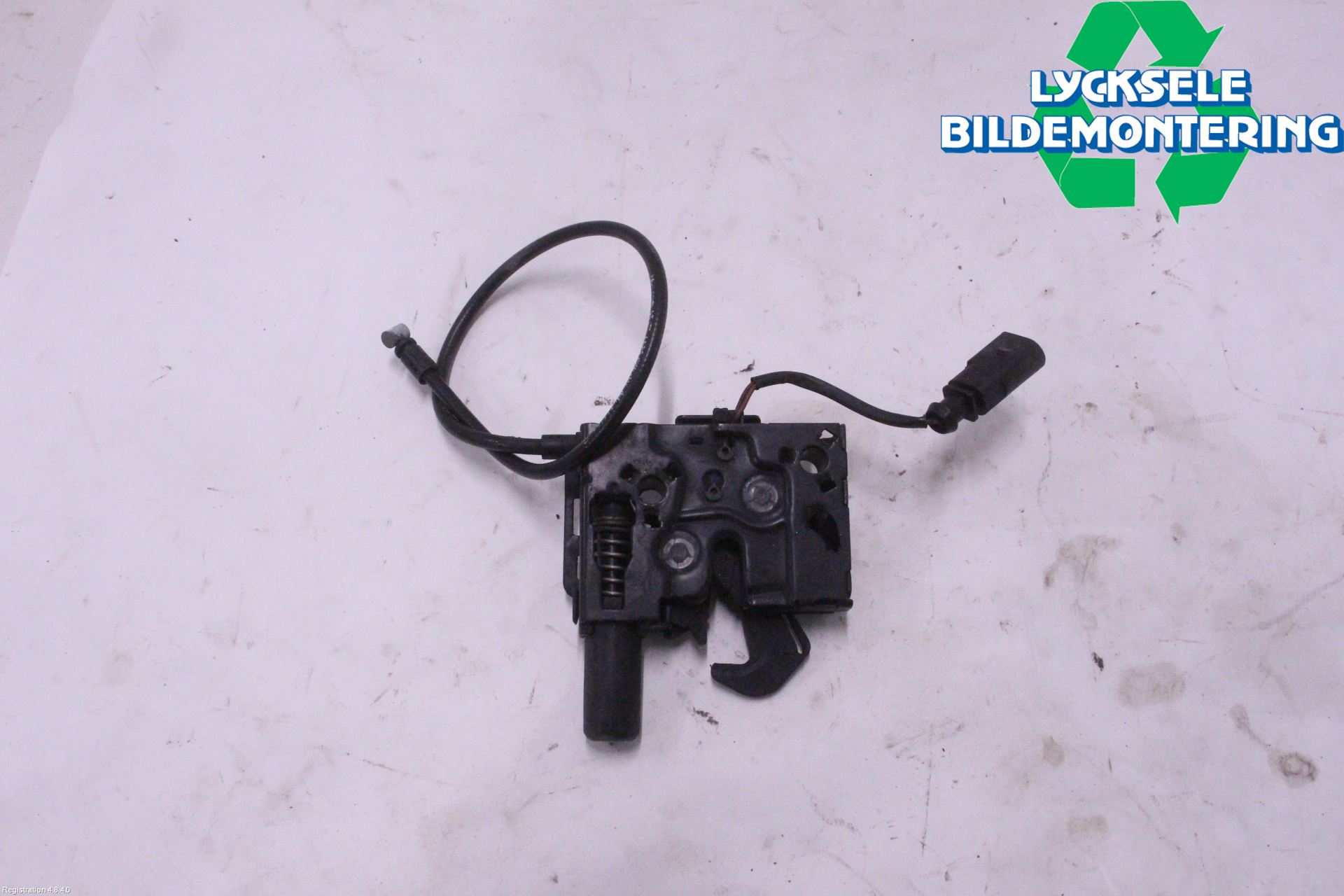 Skoda SUPERB 16-24 Huvlås