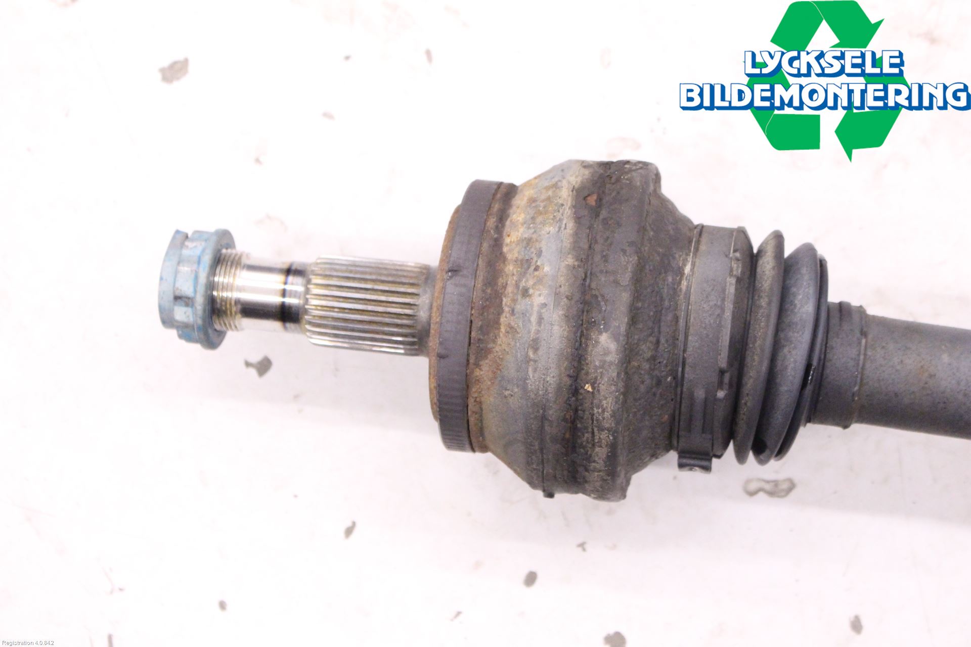 Mercedes-Benz MB CLS (C218/X218) 11-17 Drivaxel Bak Vänster