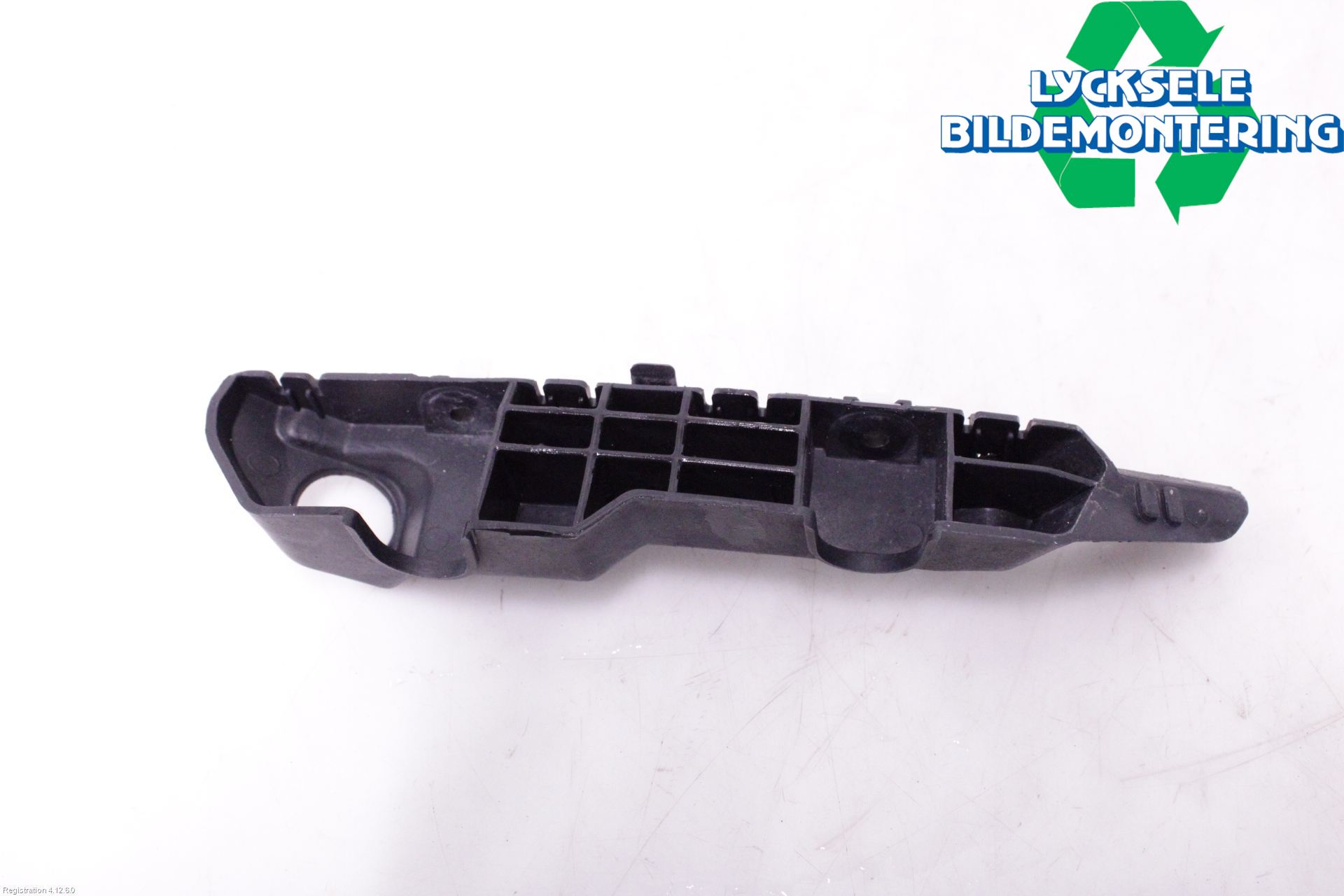 Kia CEED 12-18 Stötfångarfäste Fram Vä