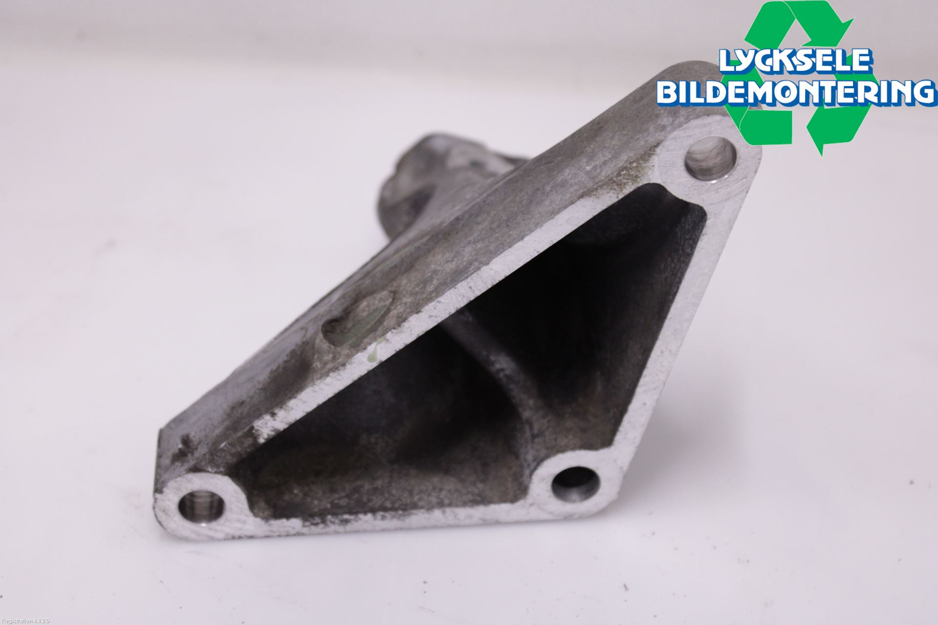 Subaru OUTBACK 15-20 Växellådsfäste