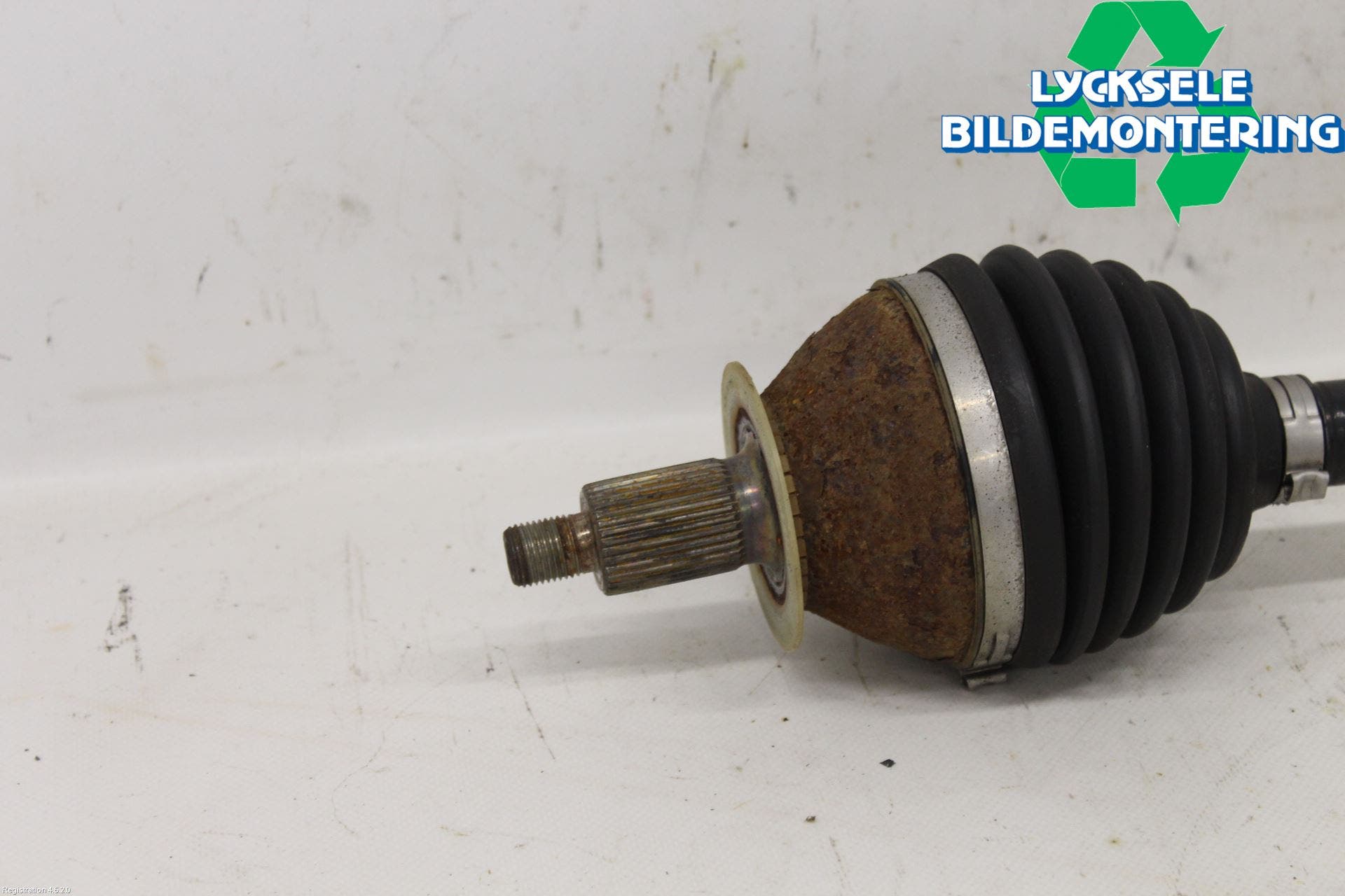 Seat ARONA Drivaxel Fram Vänster