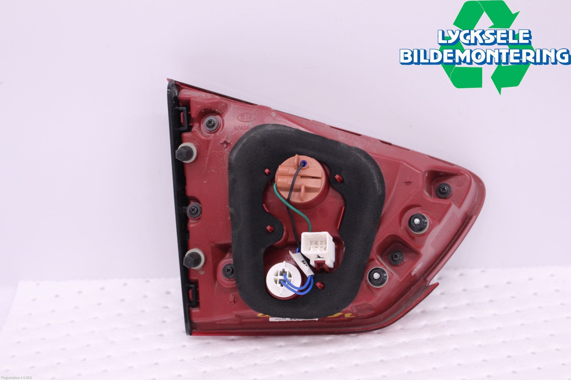 Kia CARENS III 13-19 Bakljus Lucka Hö