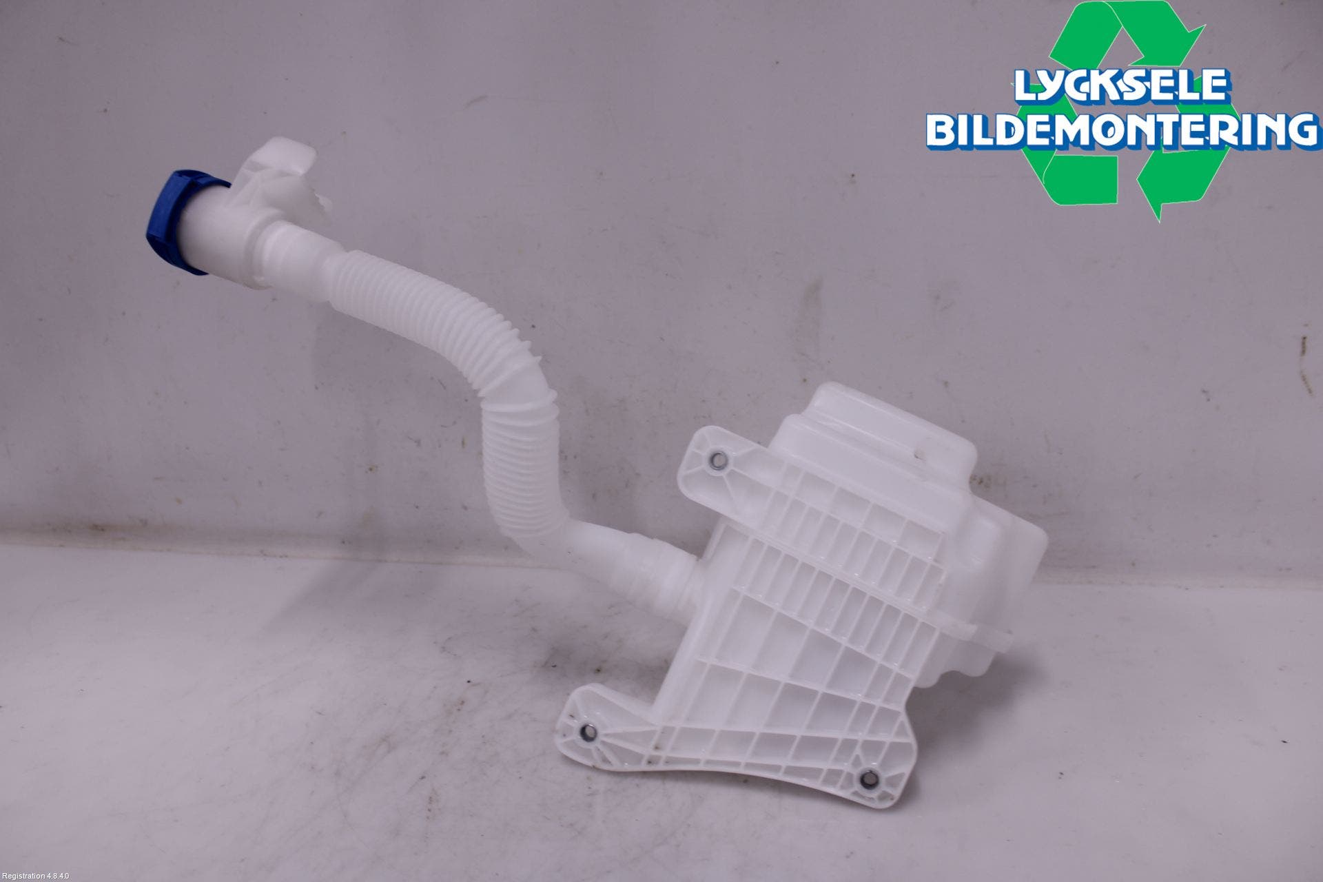 Alfa VW TIGUAN 24- Spolartank Vindruta