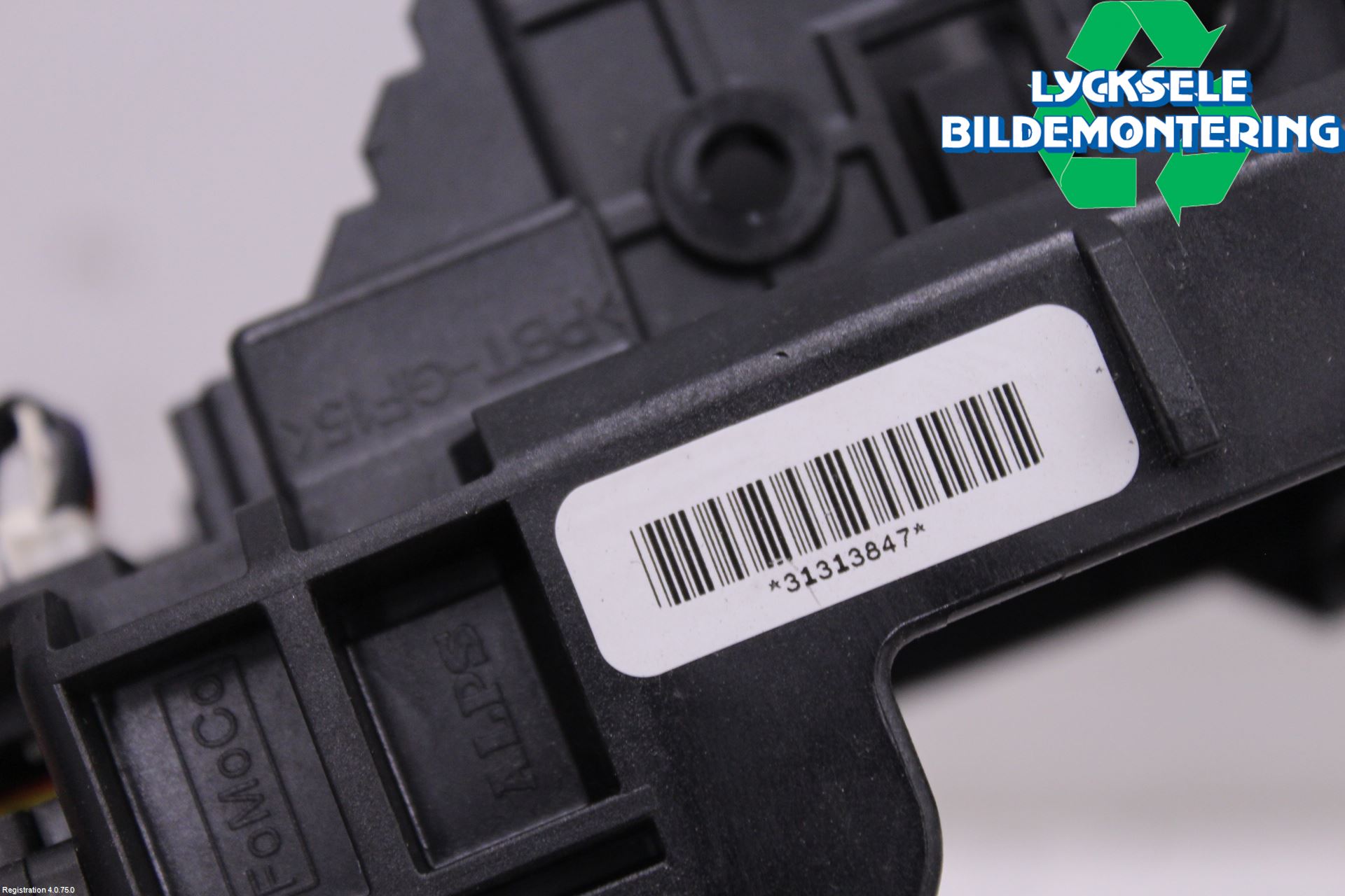 Volvo V70 08-13 Spakcentral