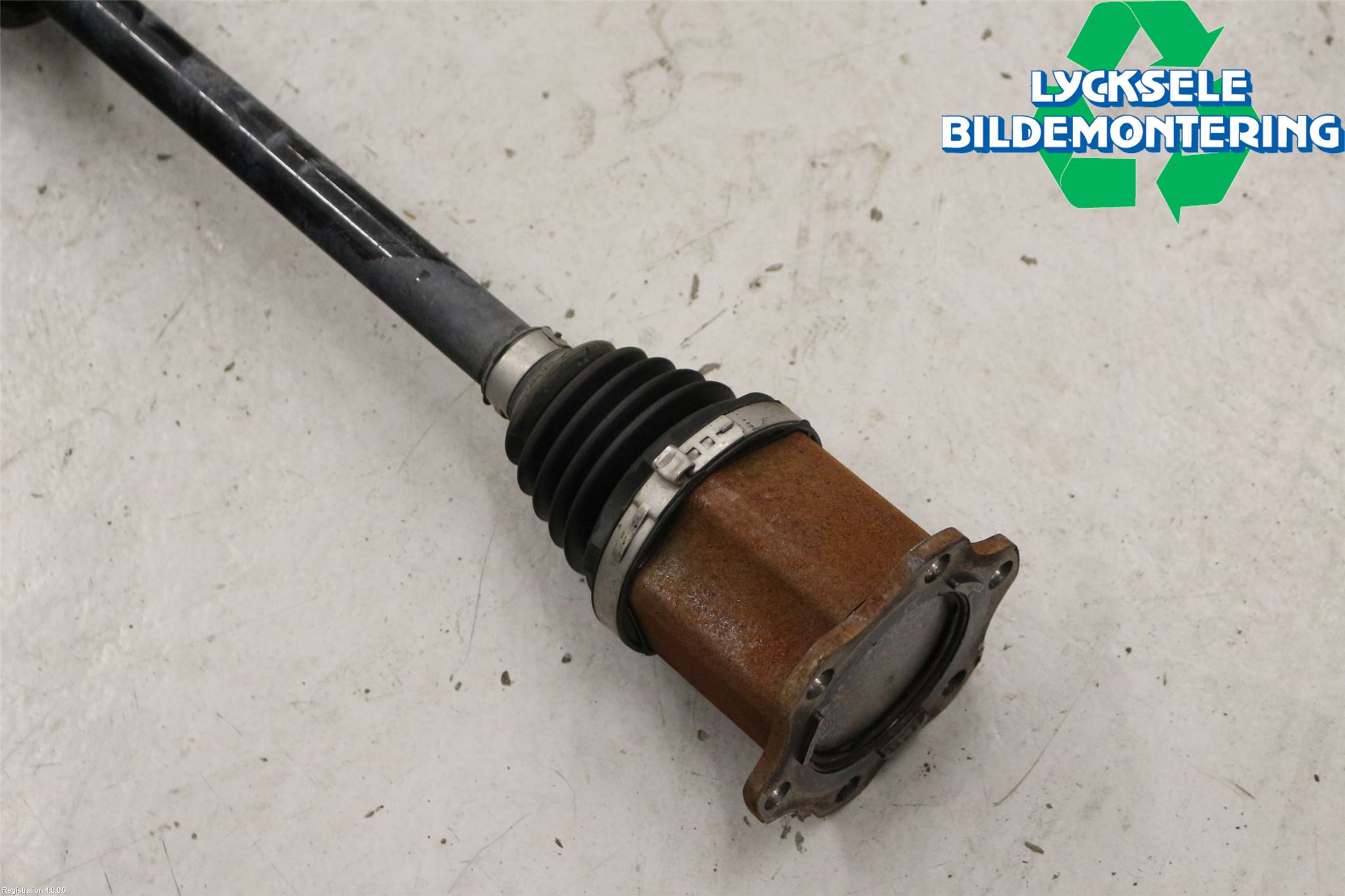 Audi A1 19- Drivaxel Fram Höger