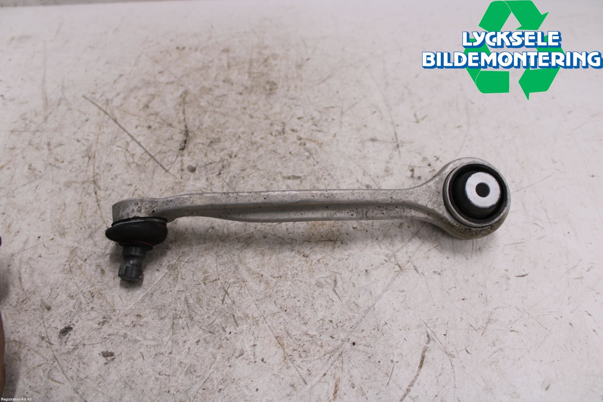 Audi A4/S4 B9 20- Bärarm Fram Övre Vä