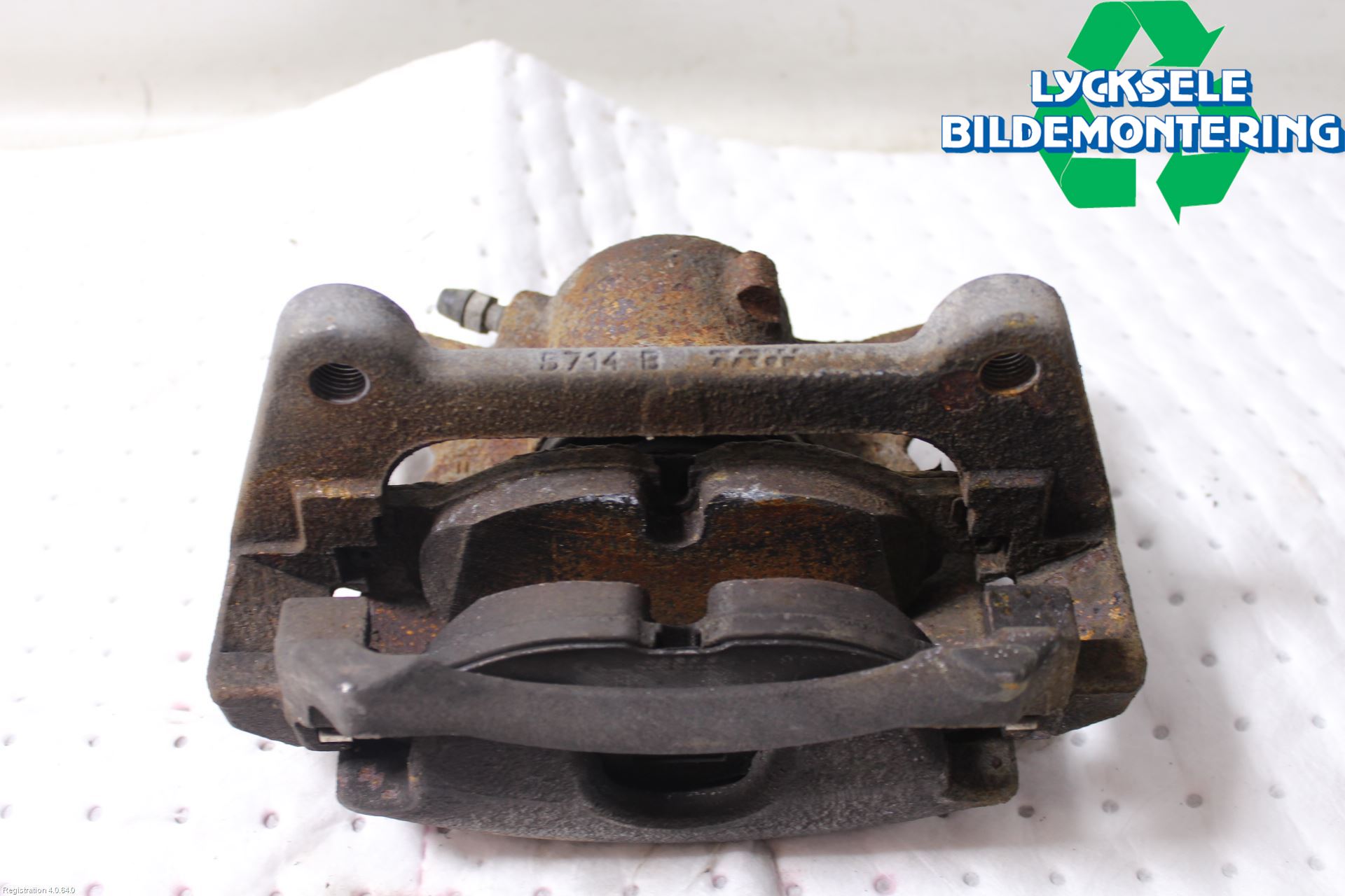 Volkswagen VW PASSAT 15-19 Bromsok Fram Vänster