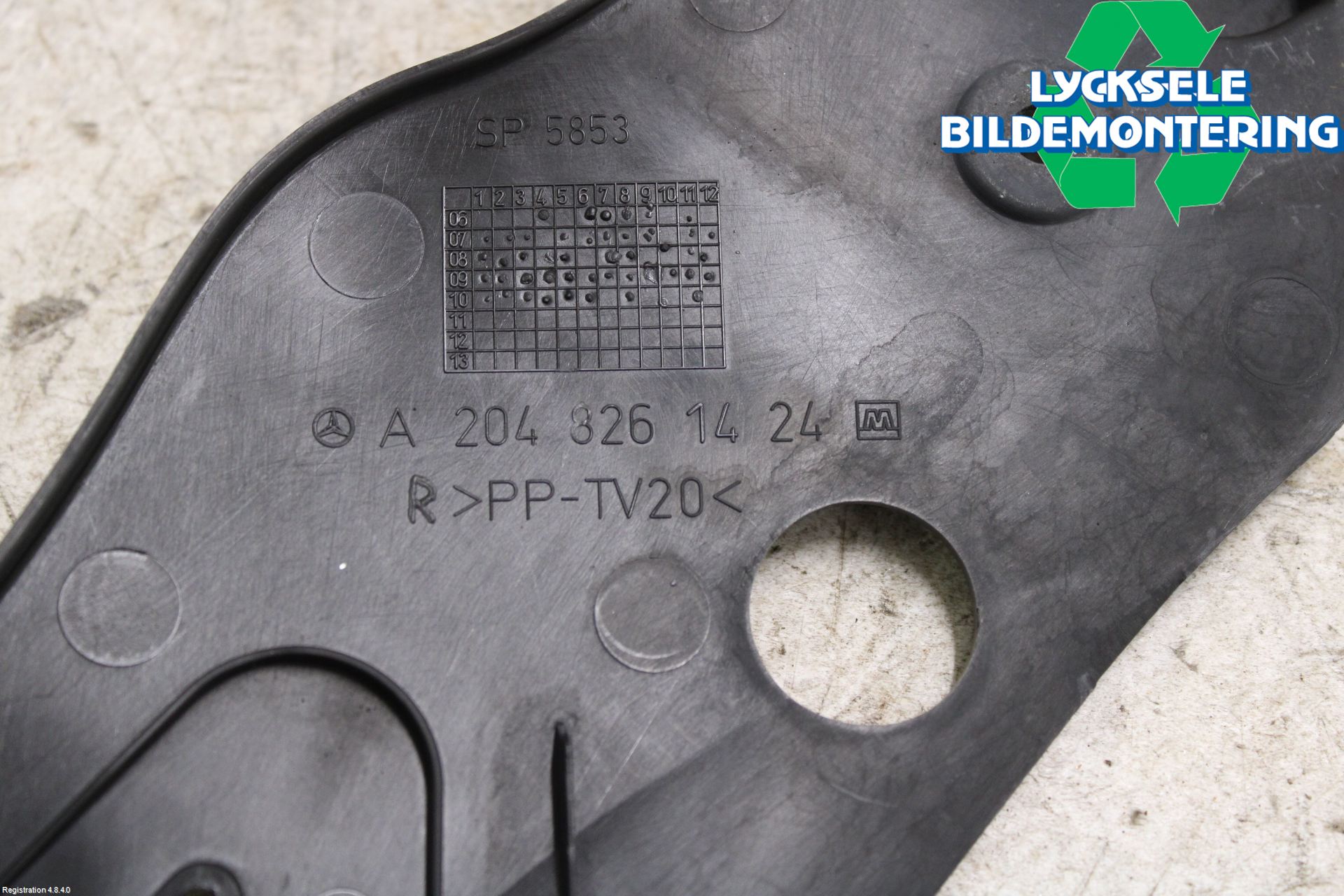 Mercedes-Benz MB C-KLASS (W204) 07-15 Täckplast Front