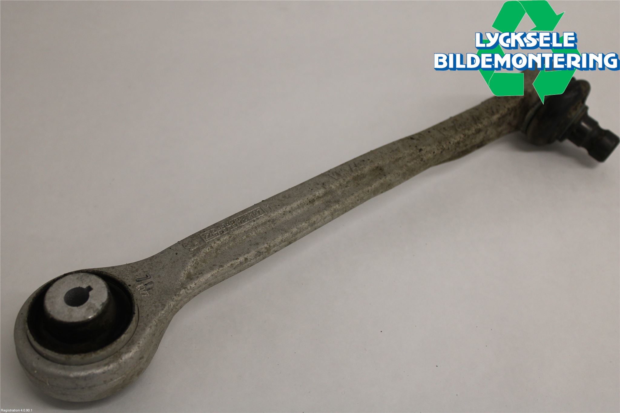 Audi A6 F2/C8 19- Bärarm Fram Övre Vä