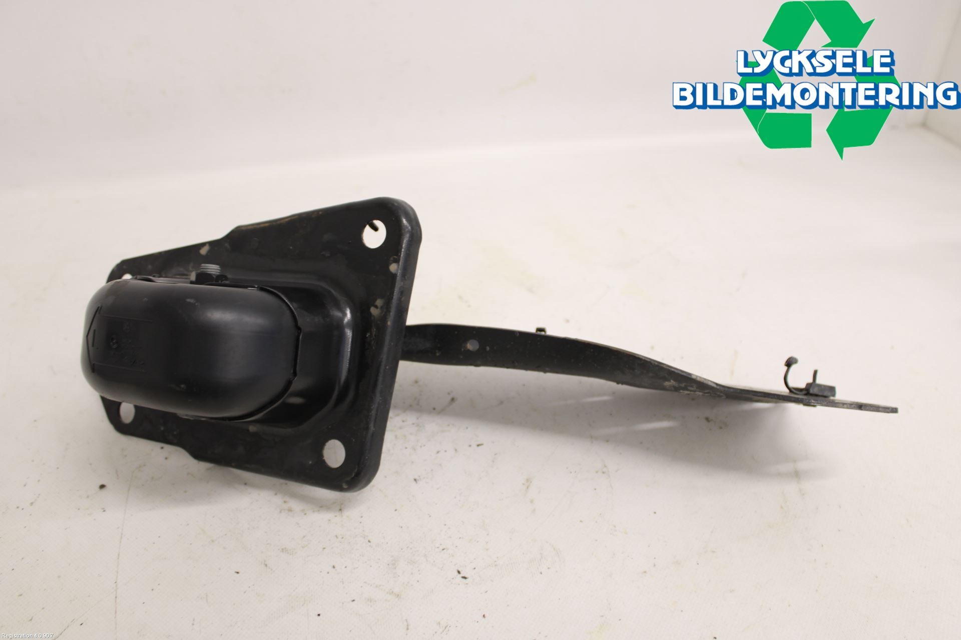 Volkswagen VW PASSAT 20-24 Bärarm Bak Vänster