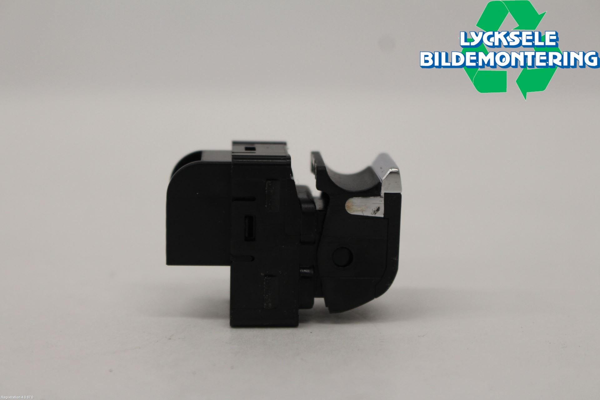 Audi A6 F2/C8 19- Strömställare Elhiss