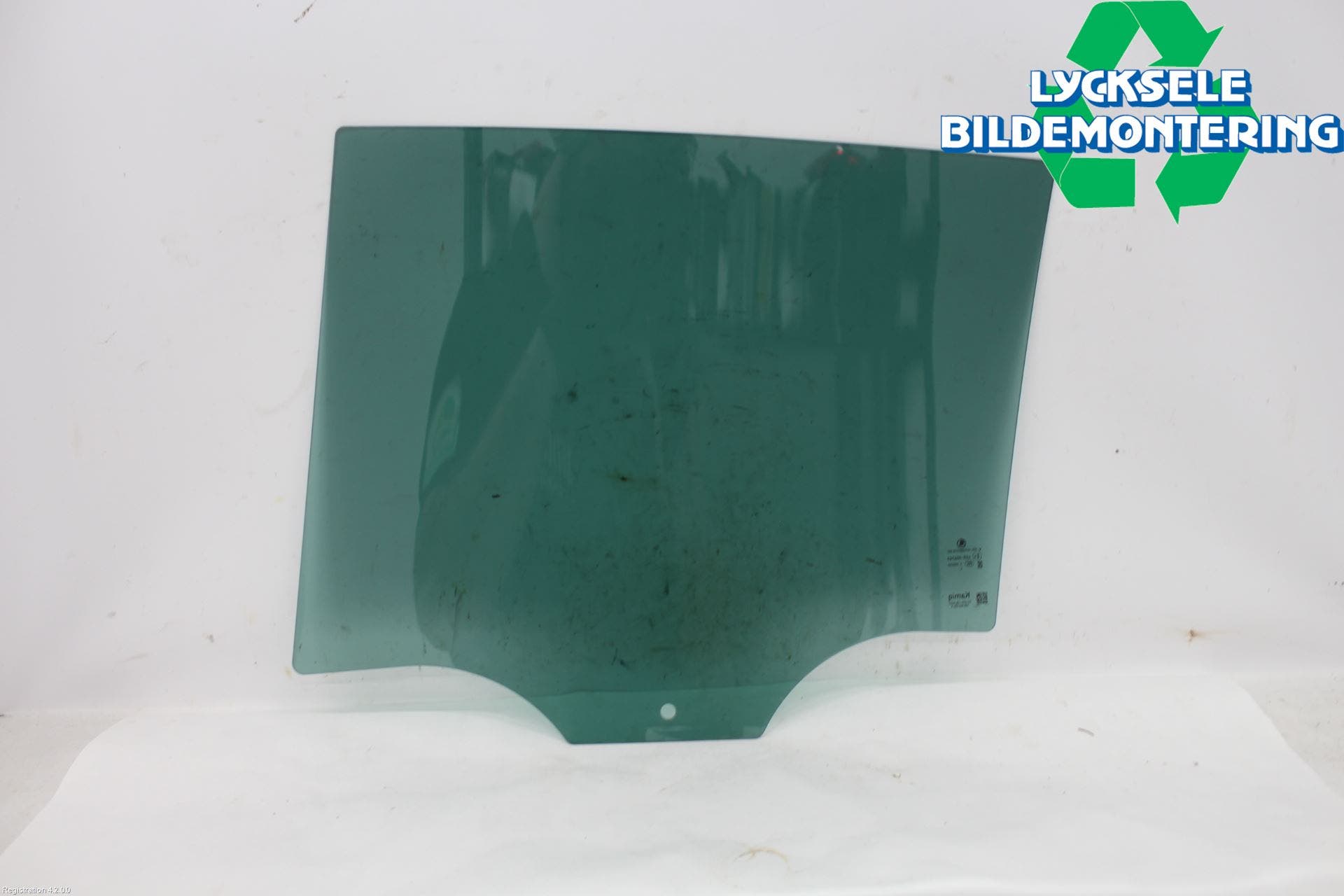 Skoda KAMIQ 20- Dörruta Bak Höger