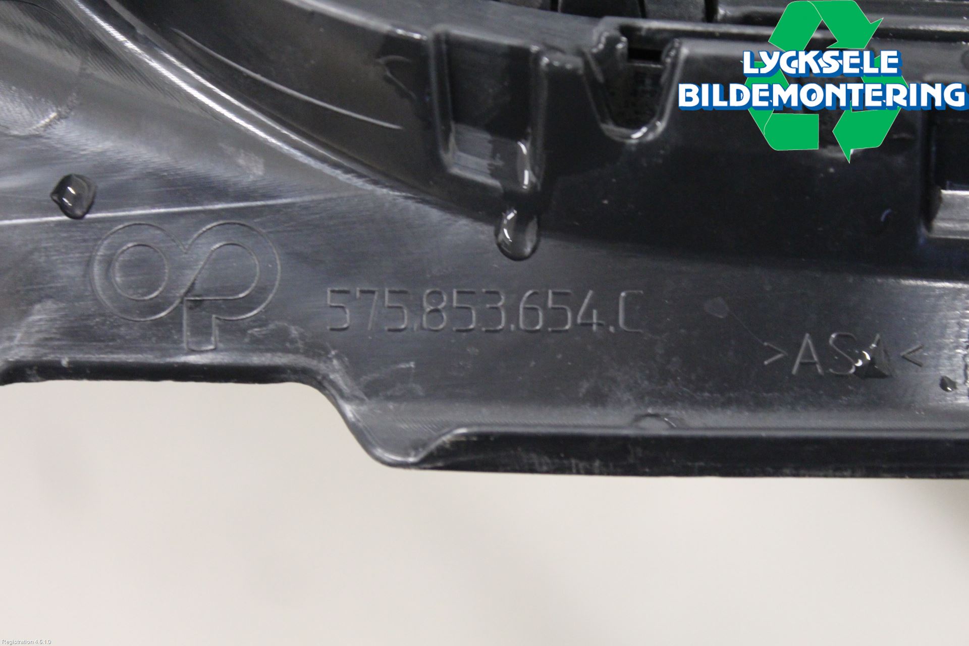 Seat ATECA 16->> Grilldel Mitt