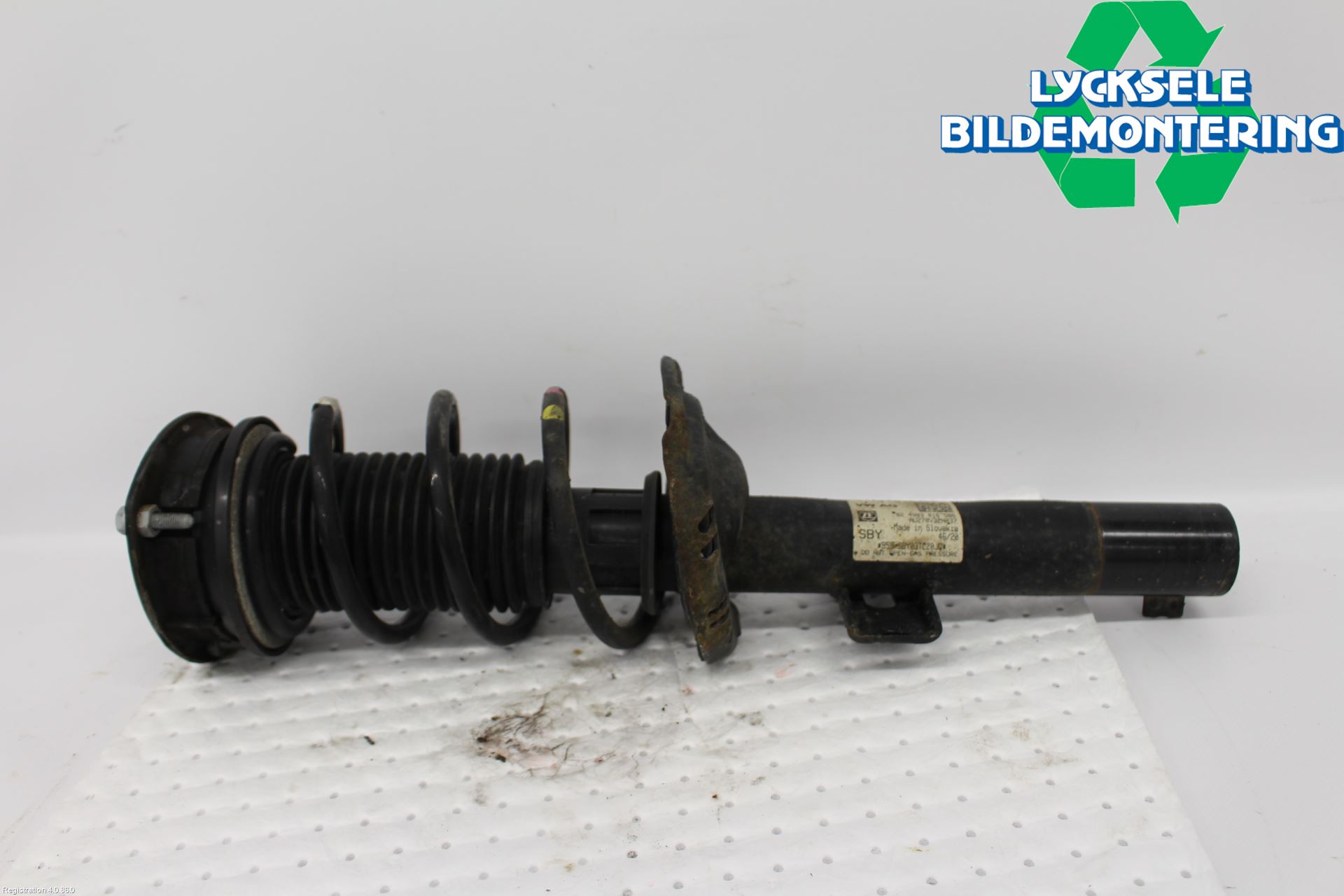 Audi A1 19- Fjäderben Fram Höger