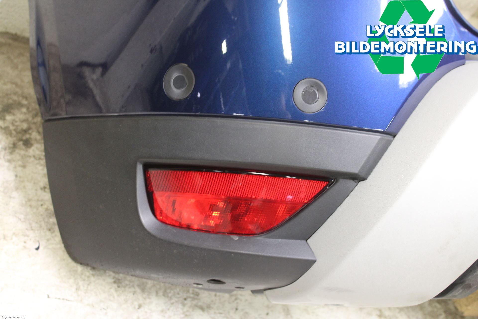 Dacia DUSTER 10-17 Stötfångarbeklädnad Bak